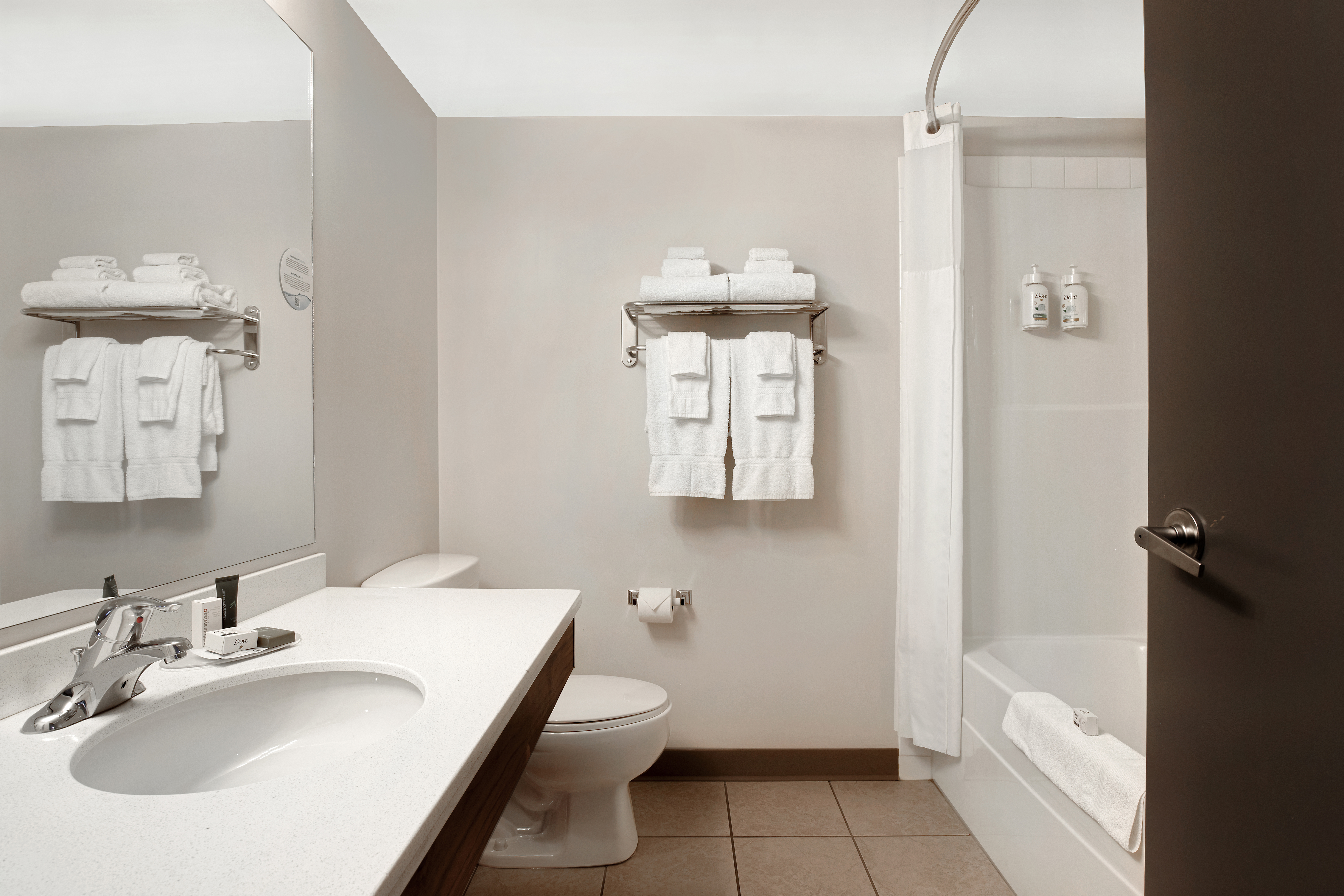 Guest room bath at the Days Inn by Wyndham Victoria Airport Sidney in Sidney, British Columbia