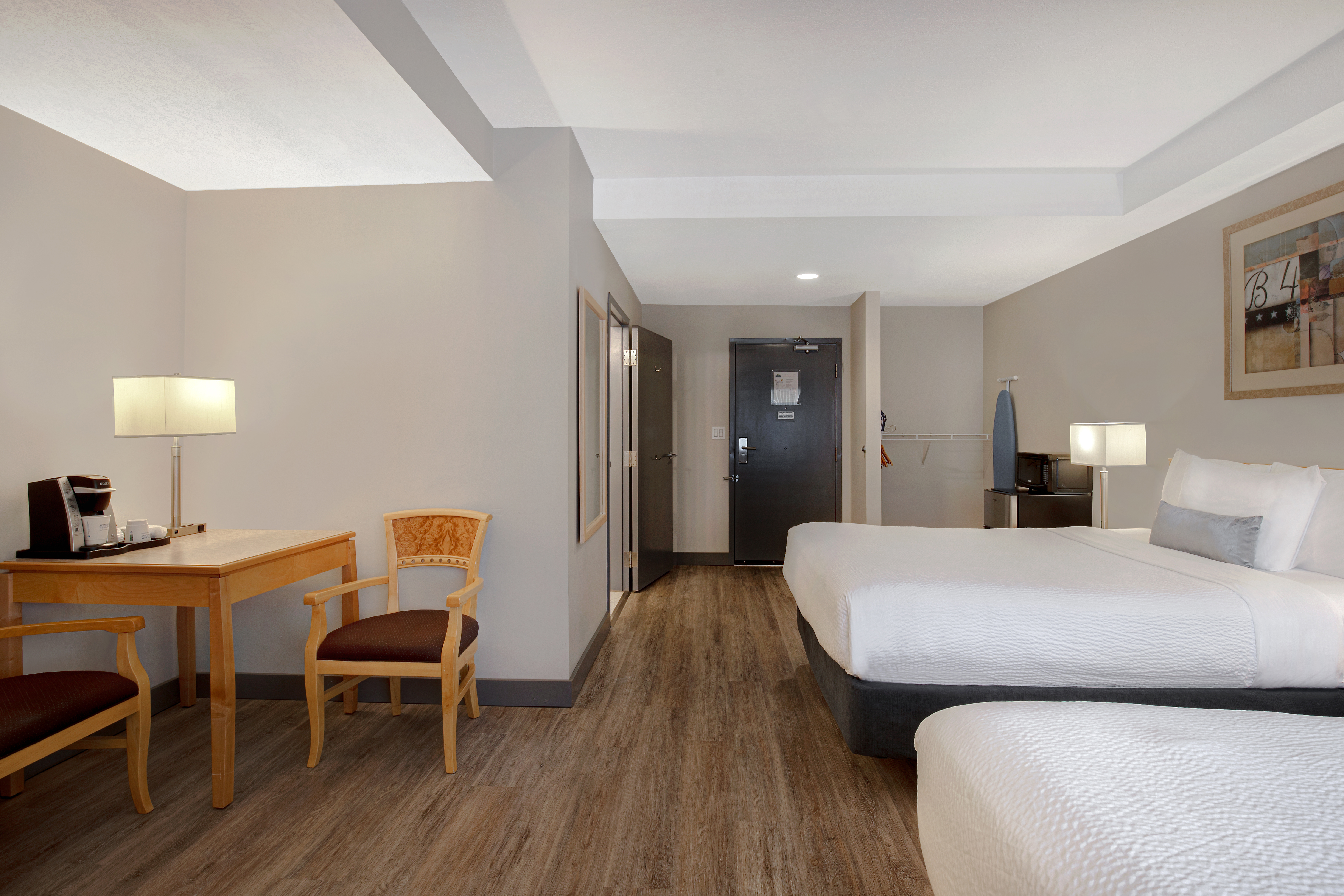 Guest room at the Days Inn by Wyndham Victoria Airport Sidney in Sidney, British Columbia