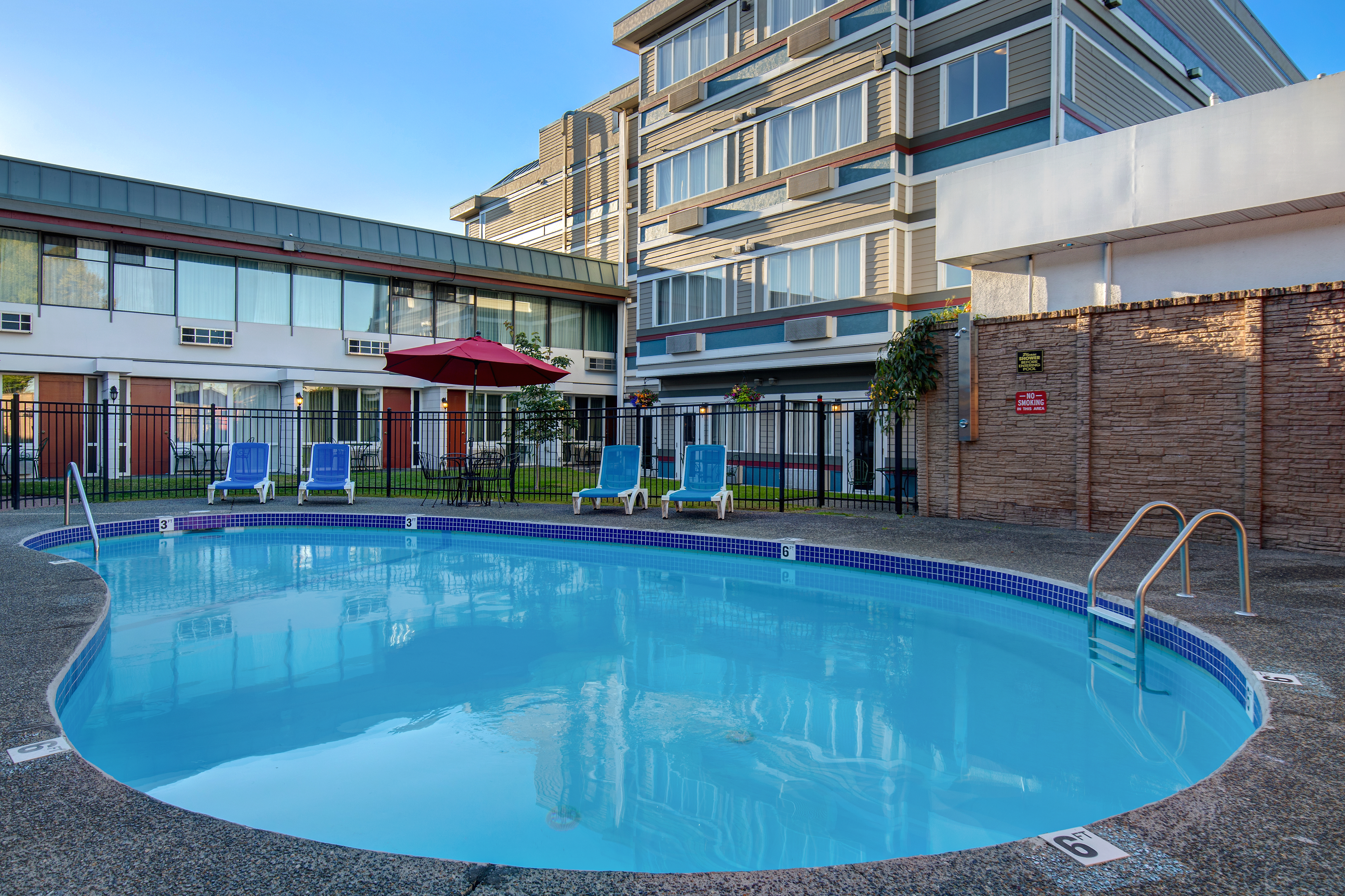 Pool at the Days Inn by Wyndham Victoria Airport Sidney in Sidney, British Columbia