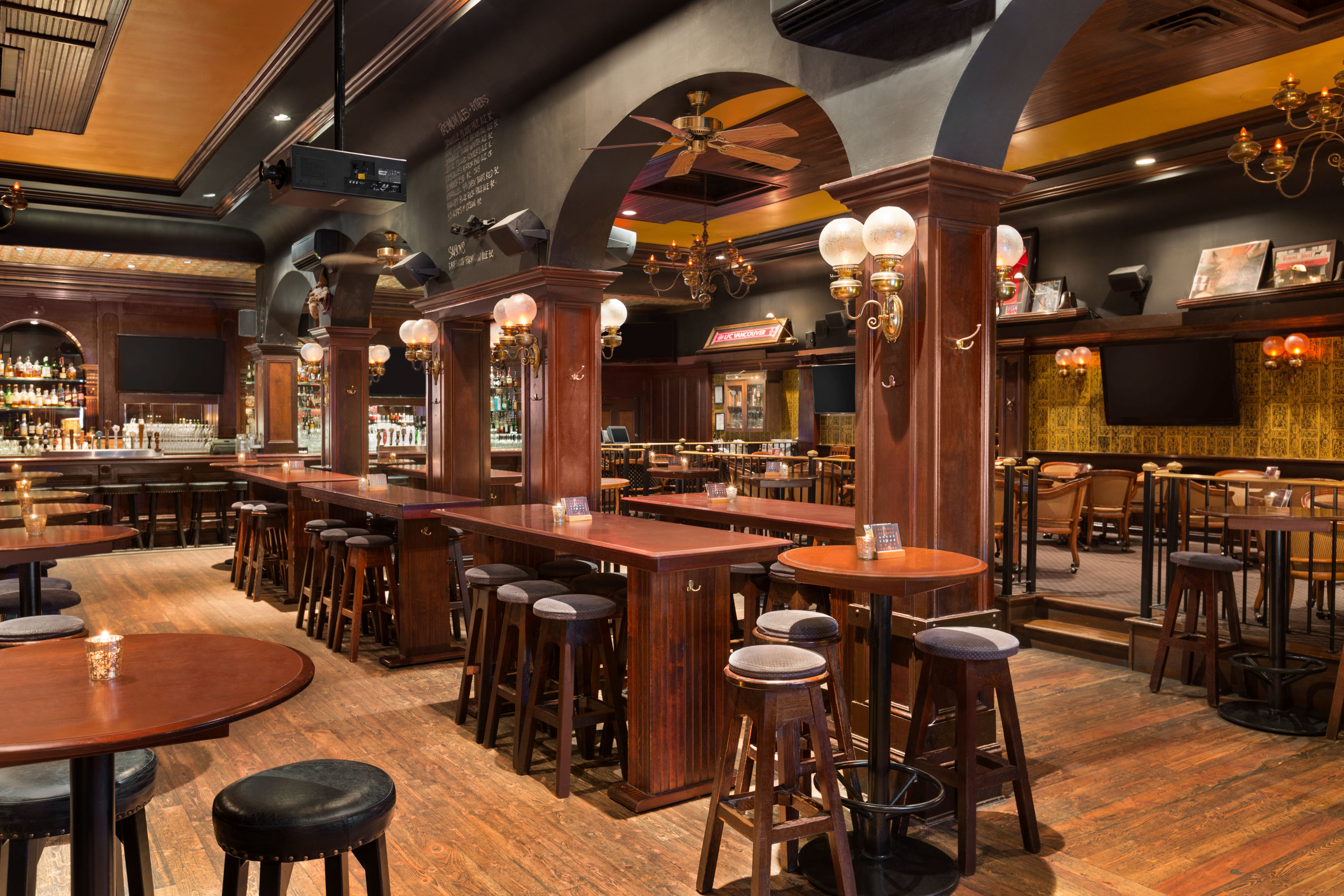 Bar at Days Inn by Wyndham Vancouver Downtown in Vancouver, British Columbia