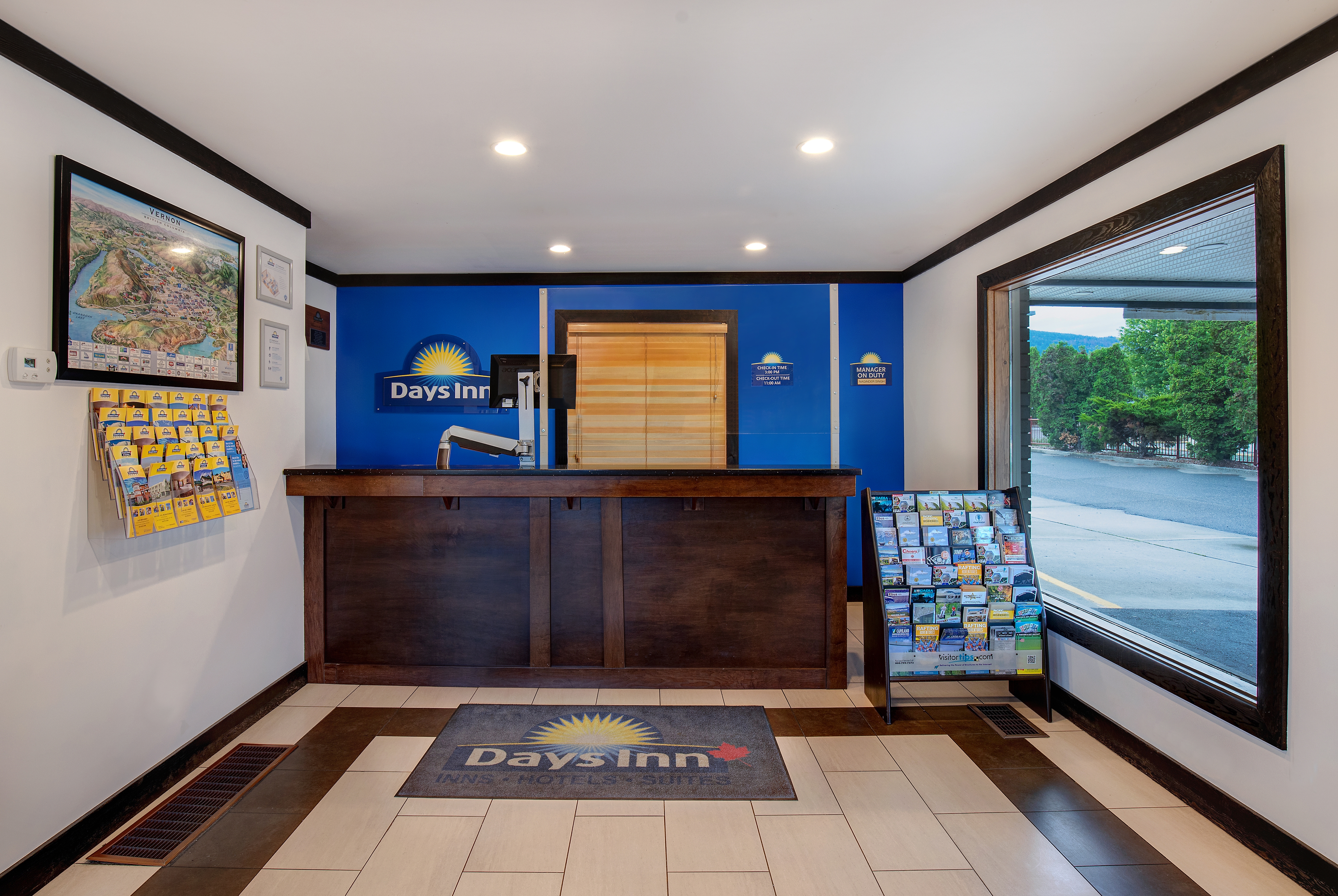Days Inn by Wyndham Vernon reception in Vernon, British Columbia
