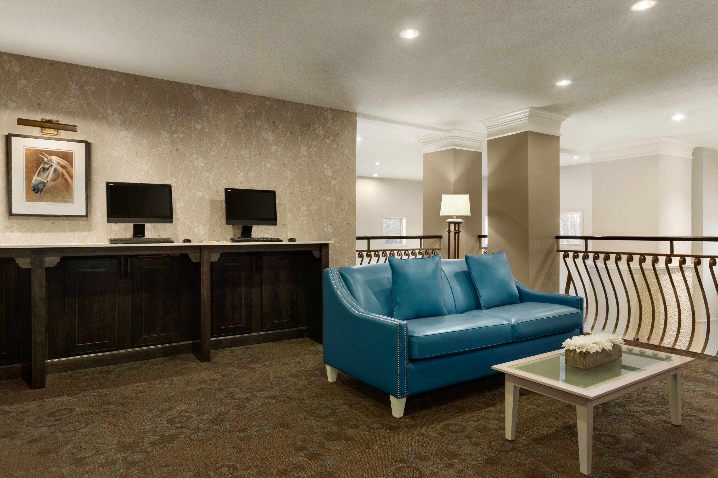 Days Inn Suites By Wyndham Brandon Brandon Mb Hotels - 