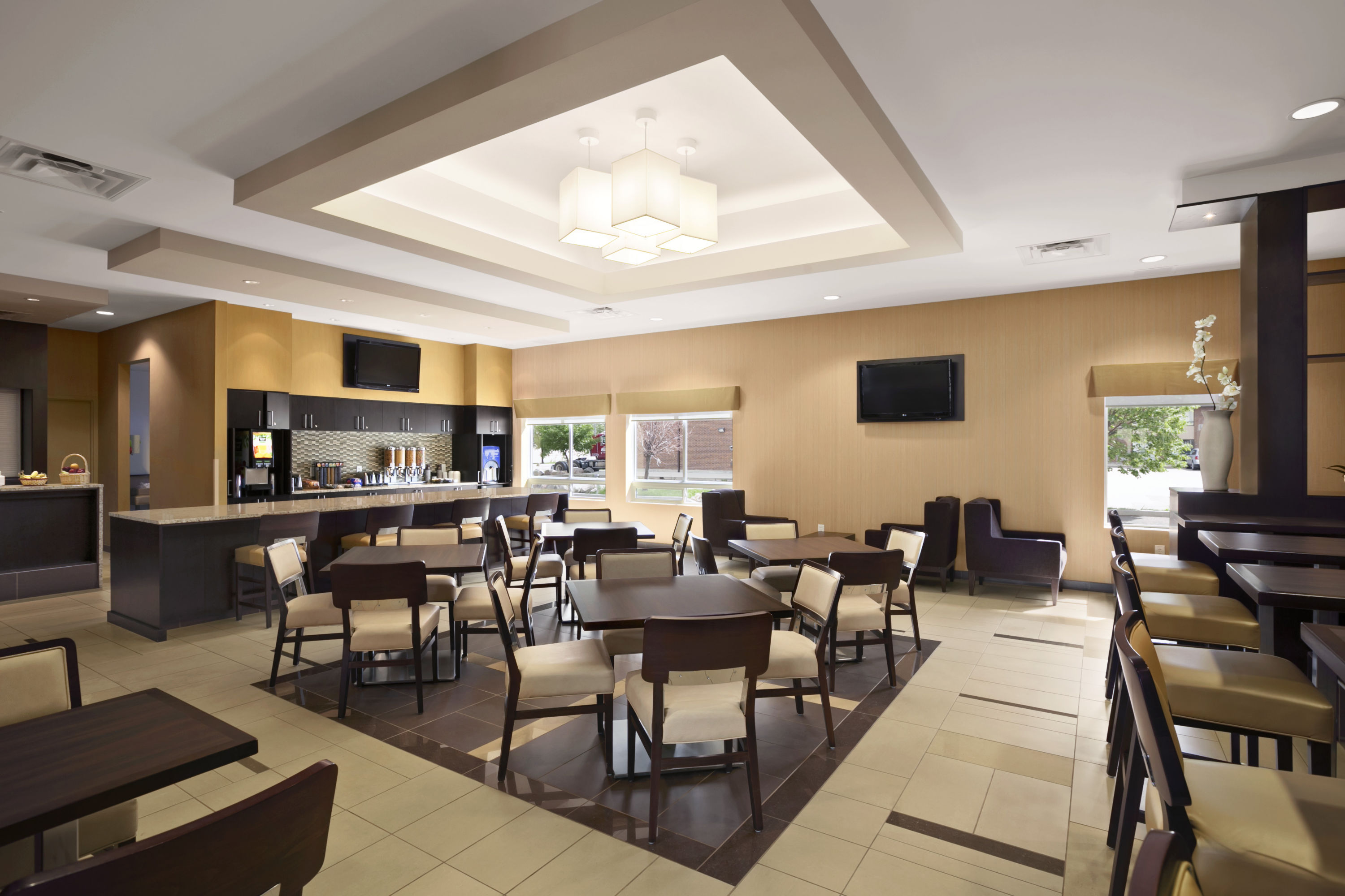 Days Inn Suites Wyndham Winnipeg Airport Manitoba Winnipeg 