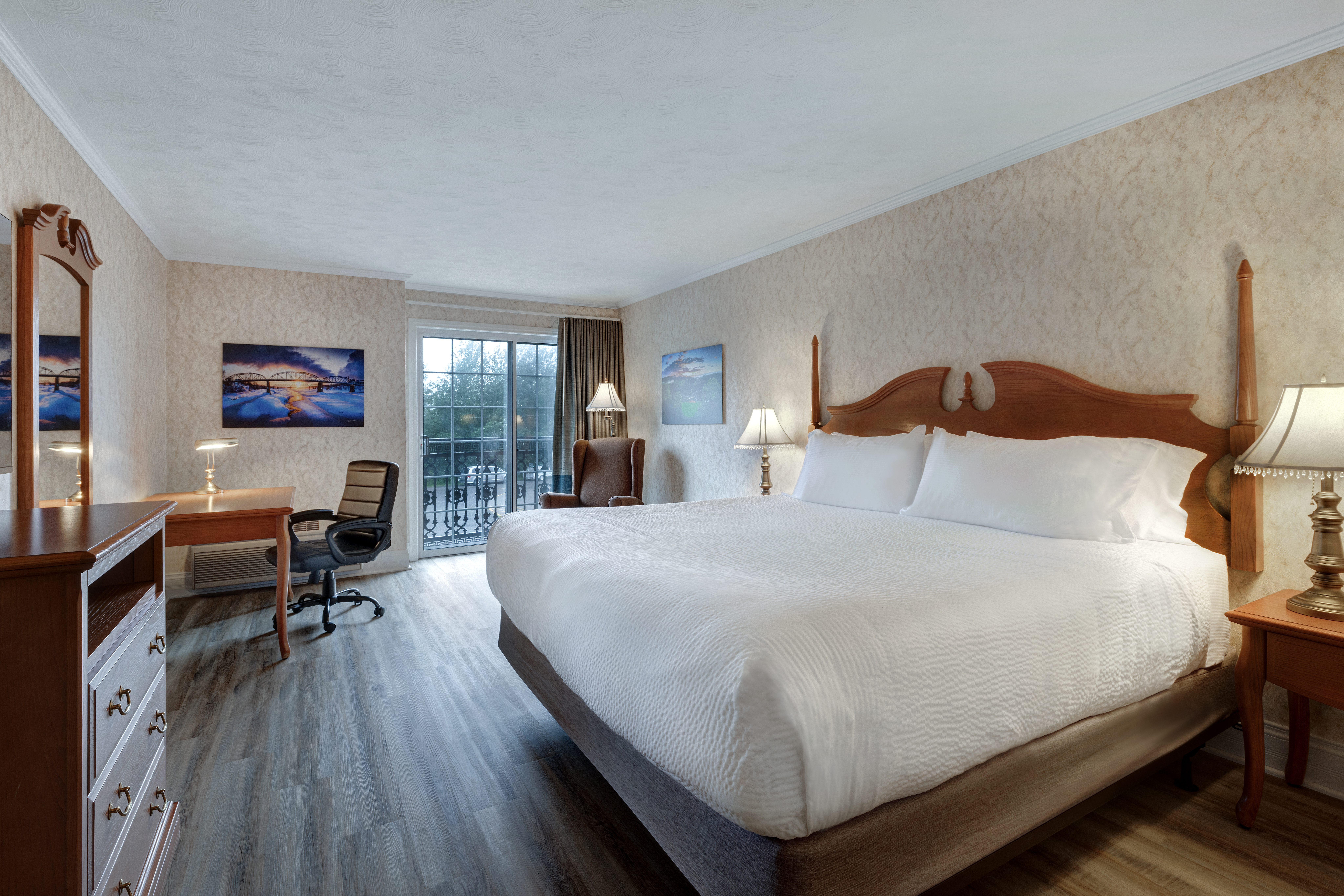 Guest room at the Days Inn by Wyndham Edmundston in Edmundston, New Brunswick