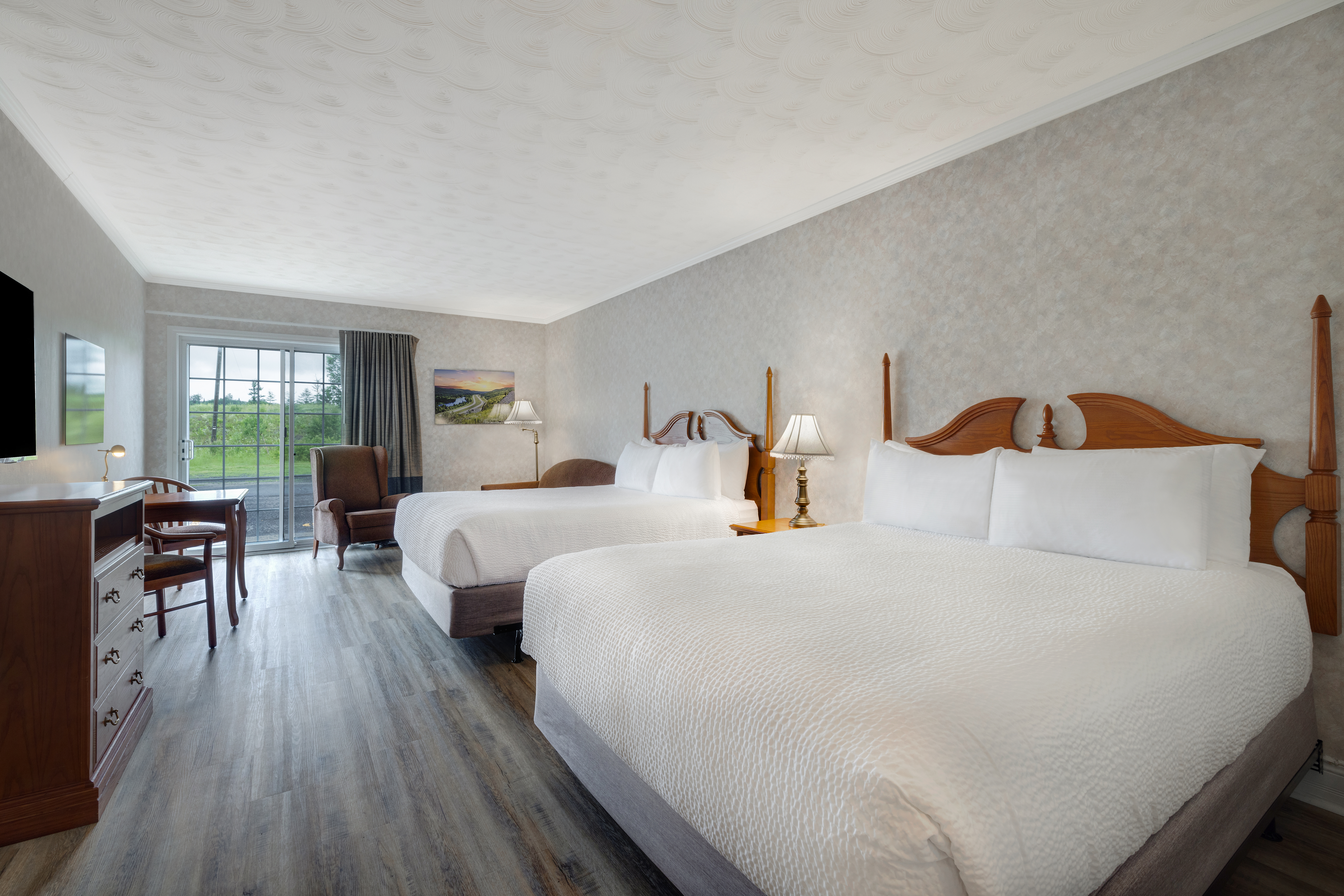 Guest room at the Days Inn by Wyndham Edmundston in Edmundston, New Brunswick