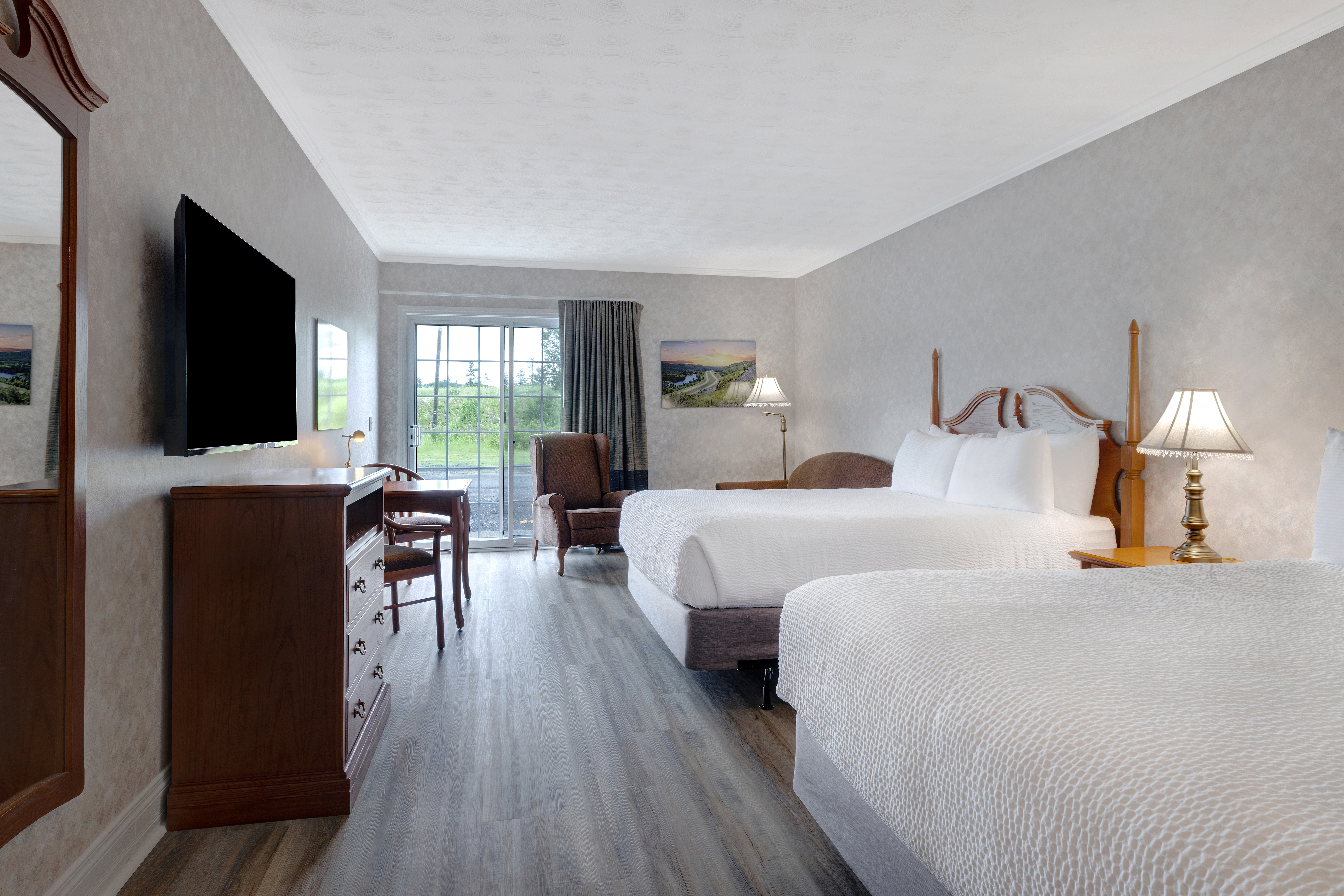 Guest room at the Days Inn by Wyndham Edmundston in Edmundston, New Brunswick