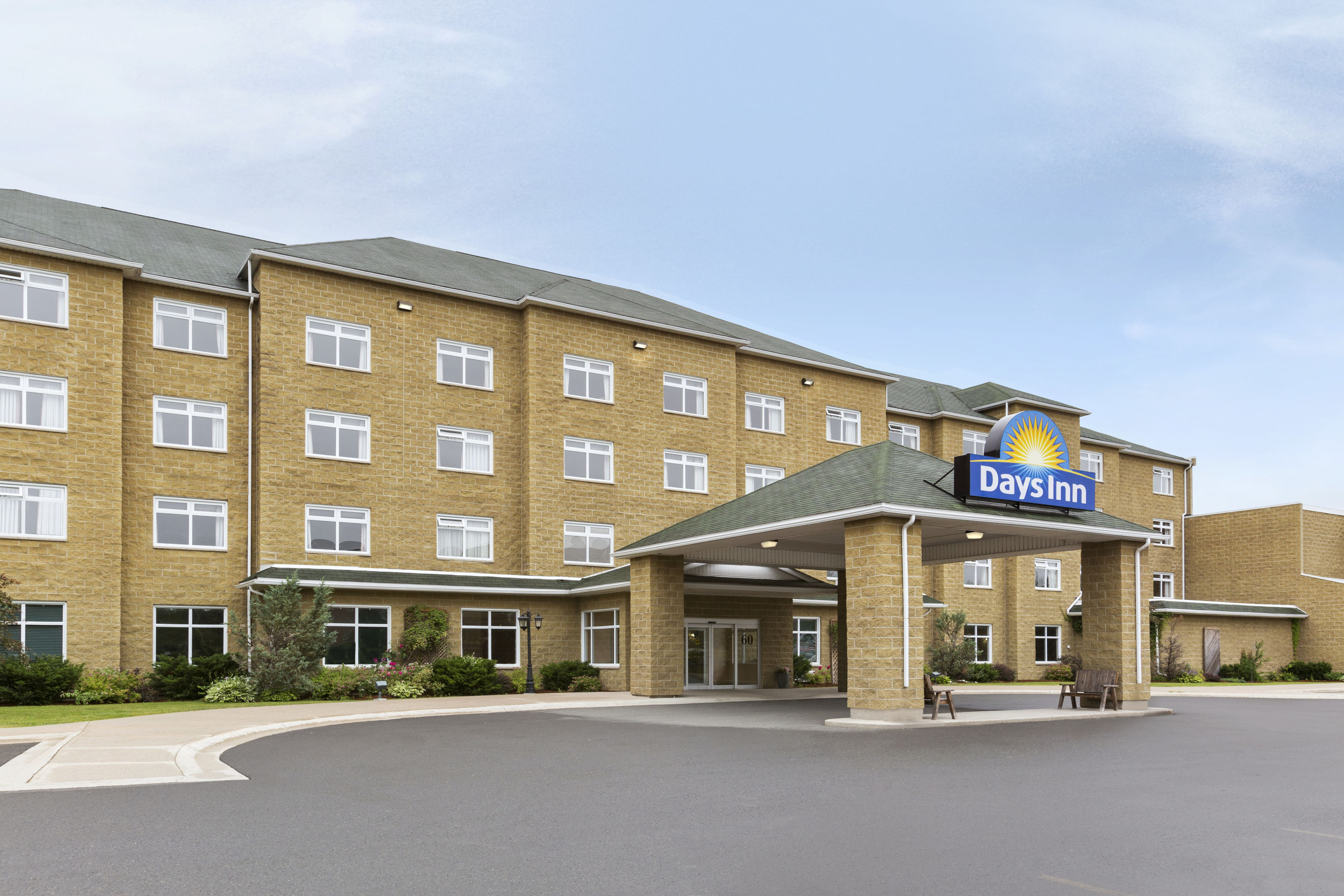 Exterior of Days Inn by Wyndham Oromocto Conference Centre hotel in Oromocto, New Brunswick