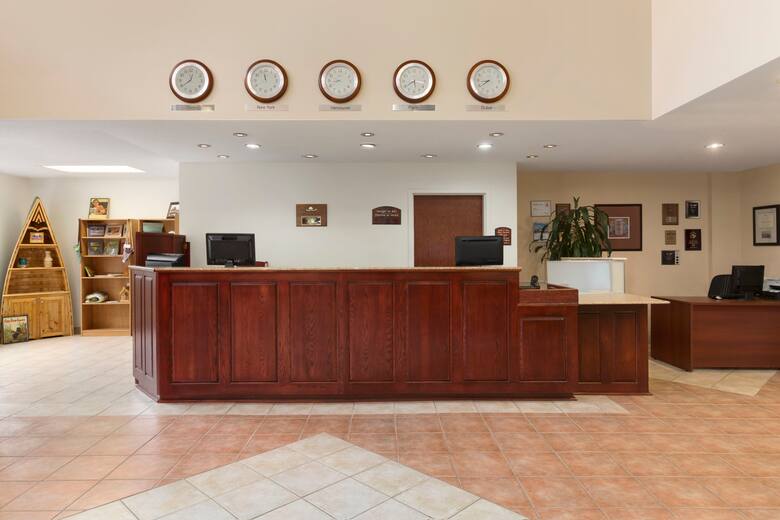 Days Inn Conference Centre By Wyndham Oromocto Hotels Days Inn Conference Centre By Wyndham Oromocto Hotel Lobby In New Brunswick