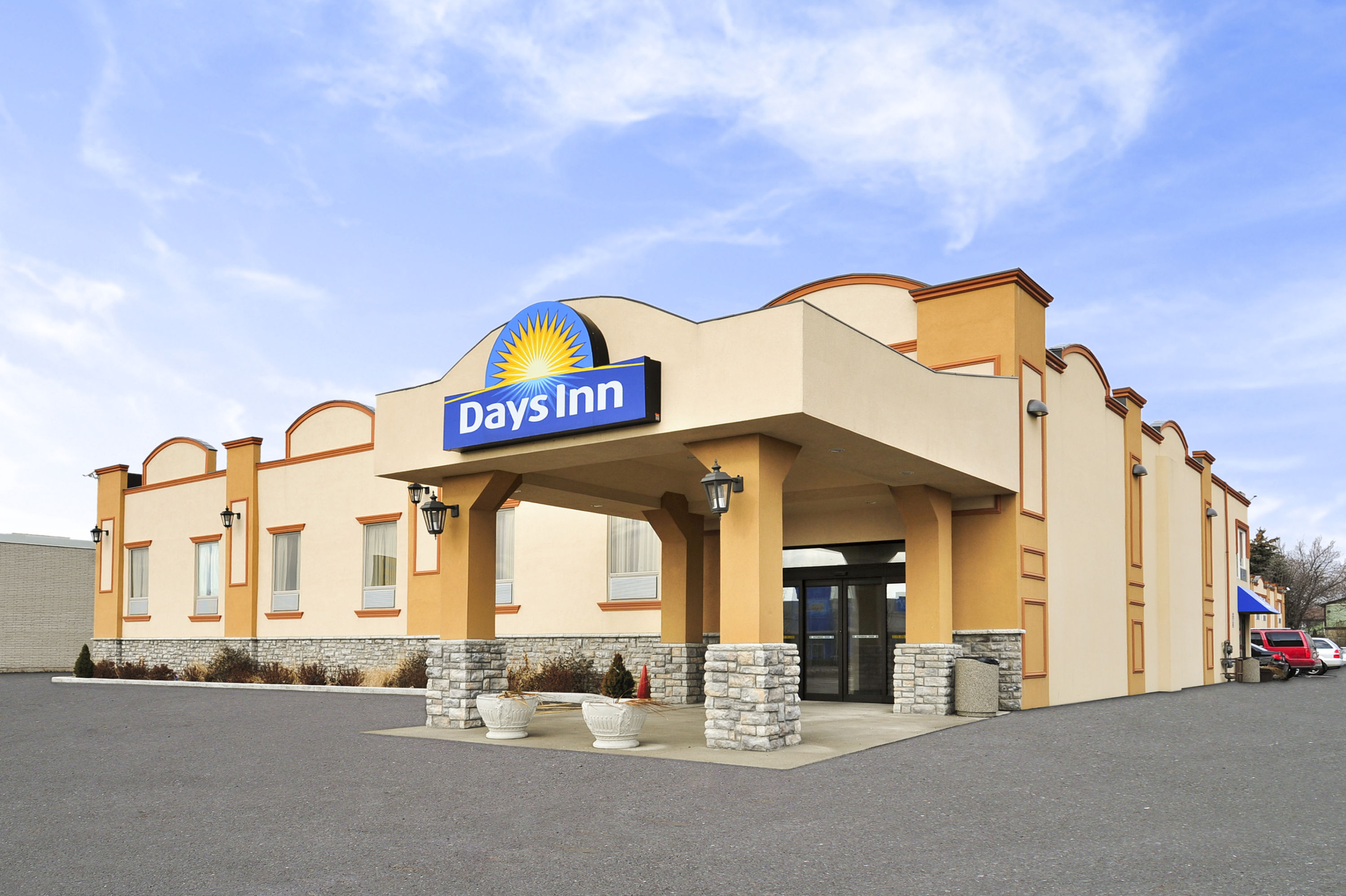 Days Inn Wyndham Brampton Brampton  Hotels