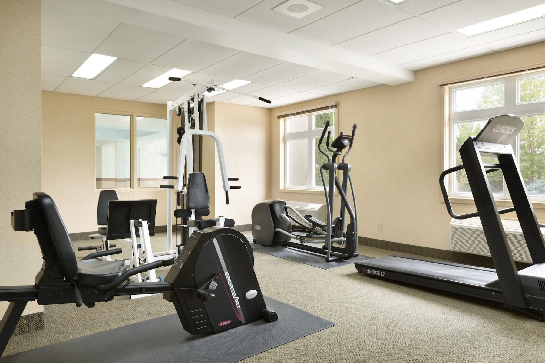 Days Inn by Wyndham Orillia | Ramara, ON Hotels