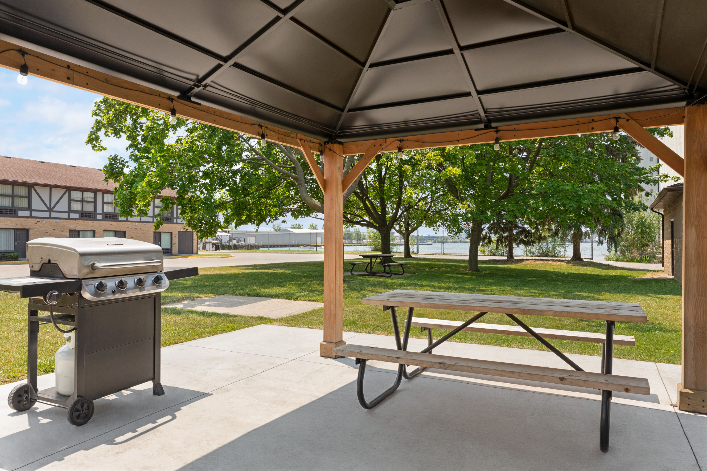 BBQ grill at Days Inn by Wyndham Sarnia Harbourfront in Sarnia, Ontario