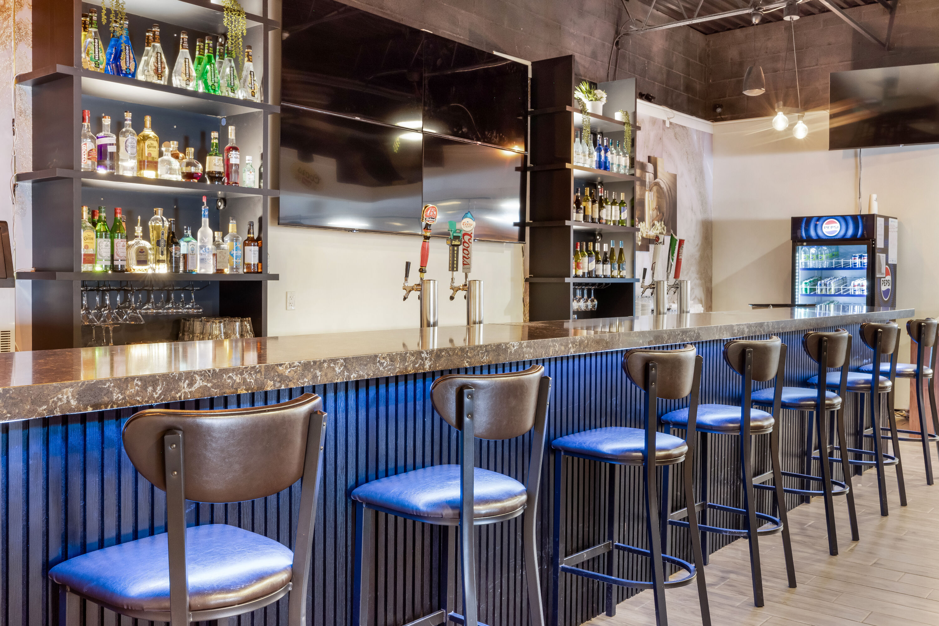 Bar at Days Inn by Wyndham Sudbury & Conference Centre in Sudbury, Ontario