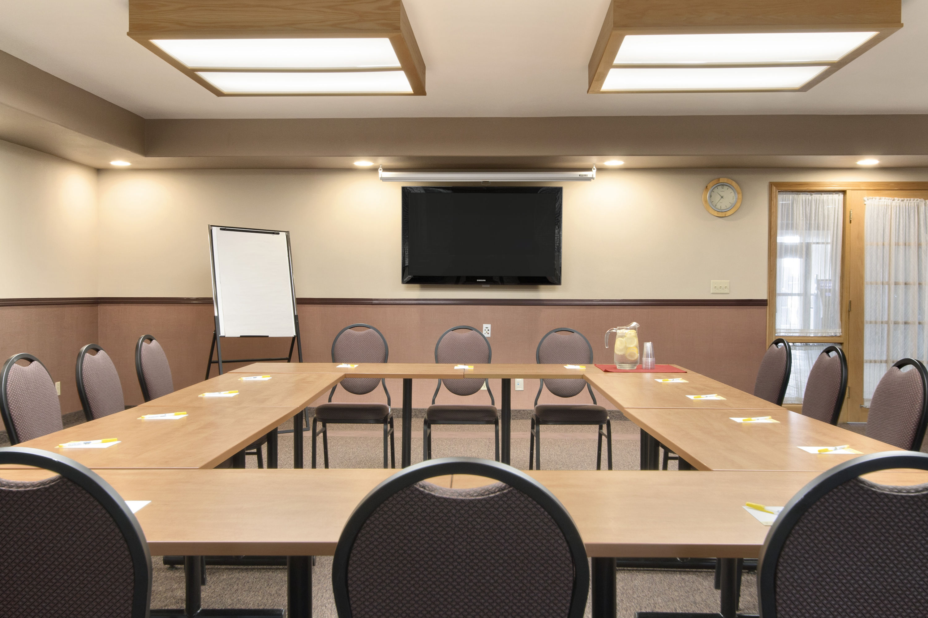Meeting room at Days Inn & Suites by Wyndham Thunder Bay in Thunder Bay, Ontario