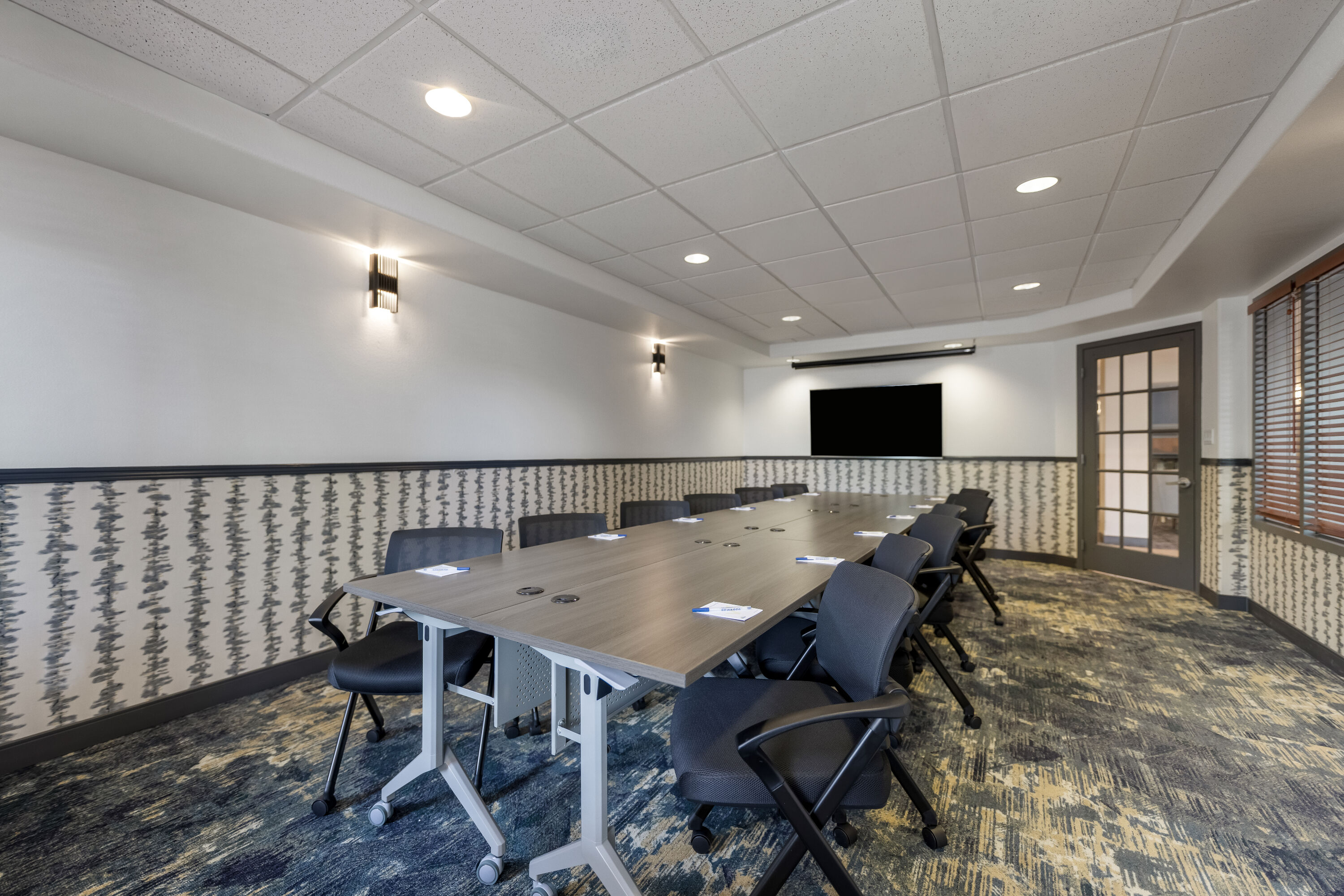 Board room at Days Inn by Wyndham Thunder Bay North in Thunder Bay, Ontario