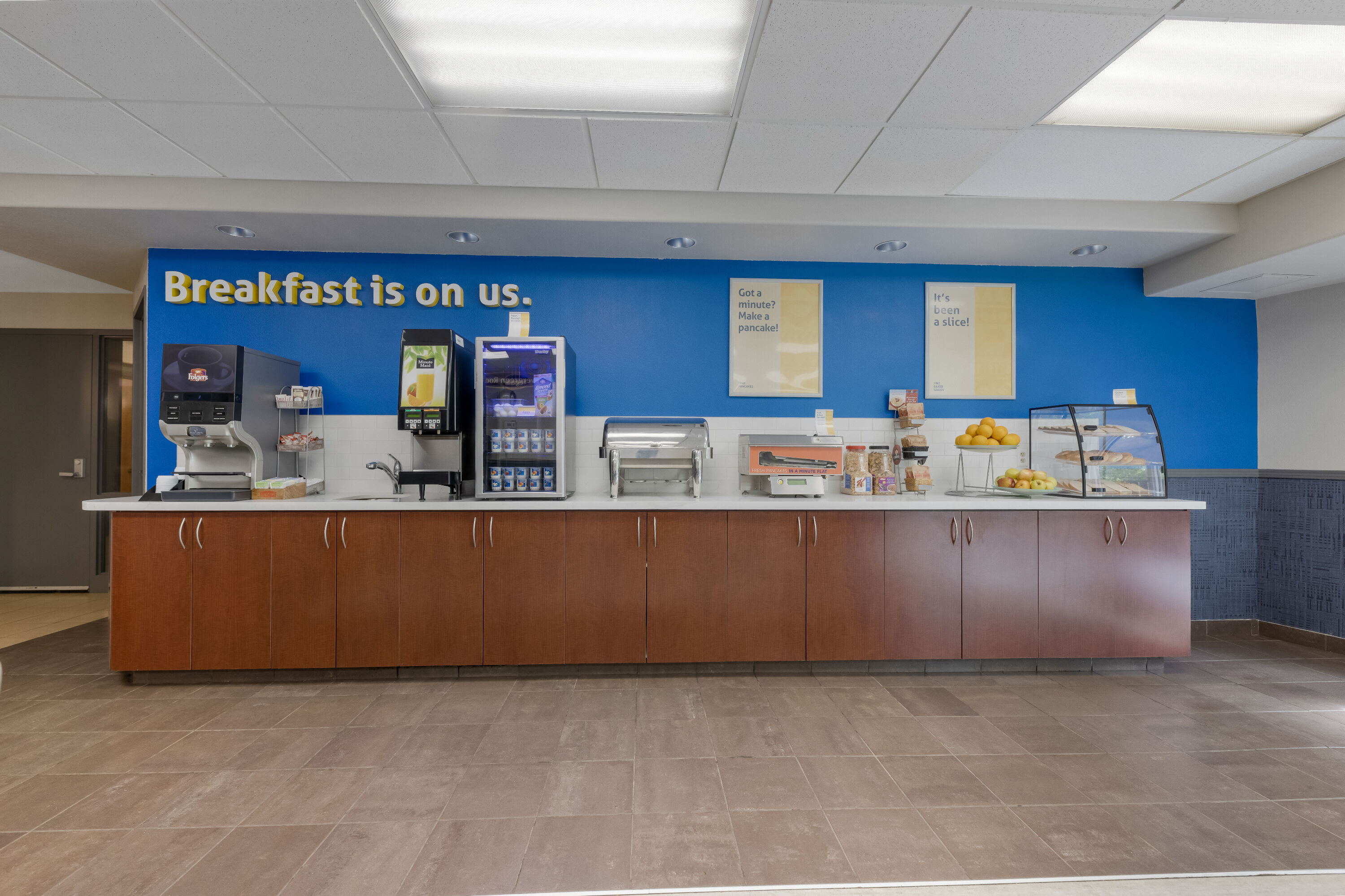 Days Inn by Wyndham Thunder Bay North restaurant breakfast area close up in Thunder Bay, Ontario