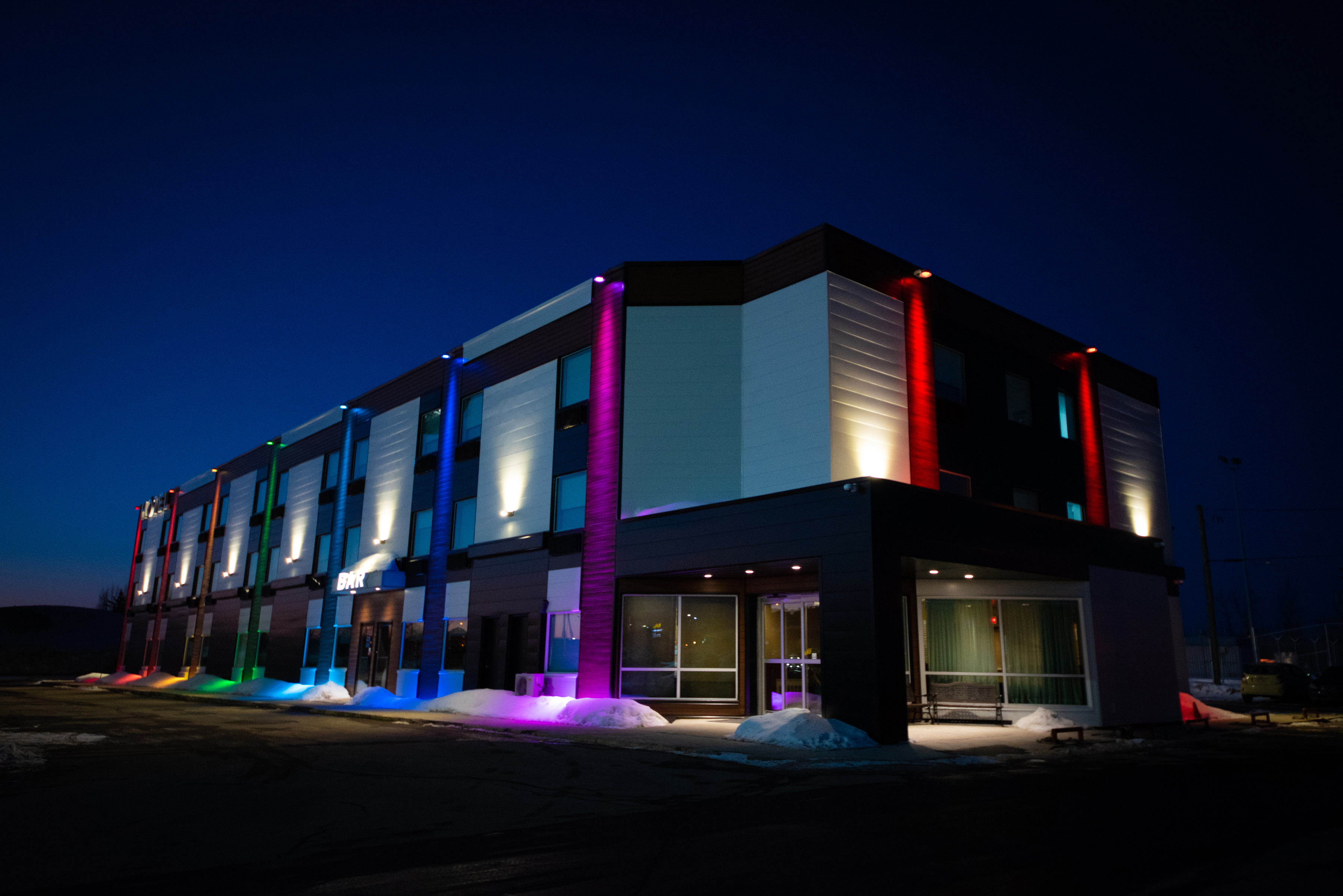 Exterior Night Image of Days Inn by Wyndham Berthierville hotel in Berthierville, Quebec