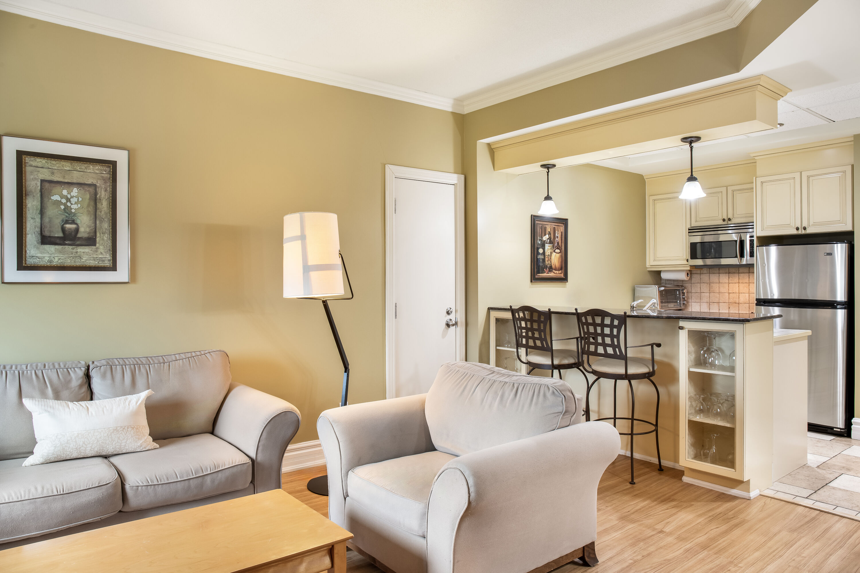 Days Inn by Wyndham Berthierville suite in Berthierville, Quebec