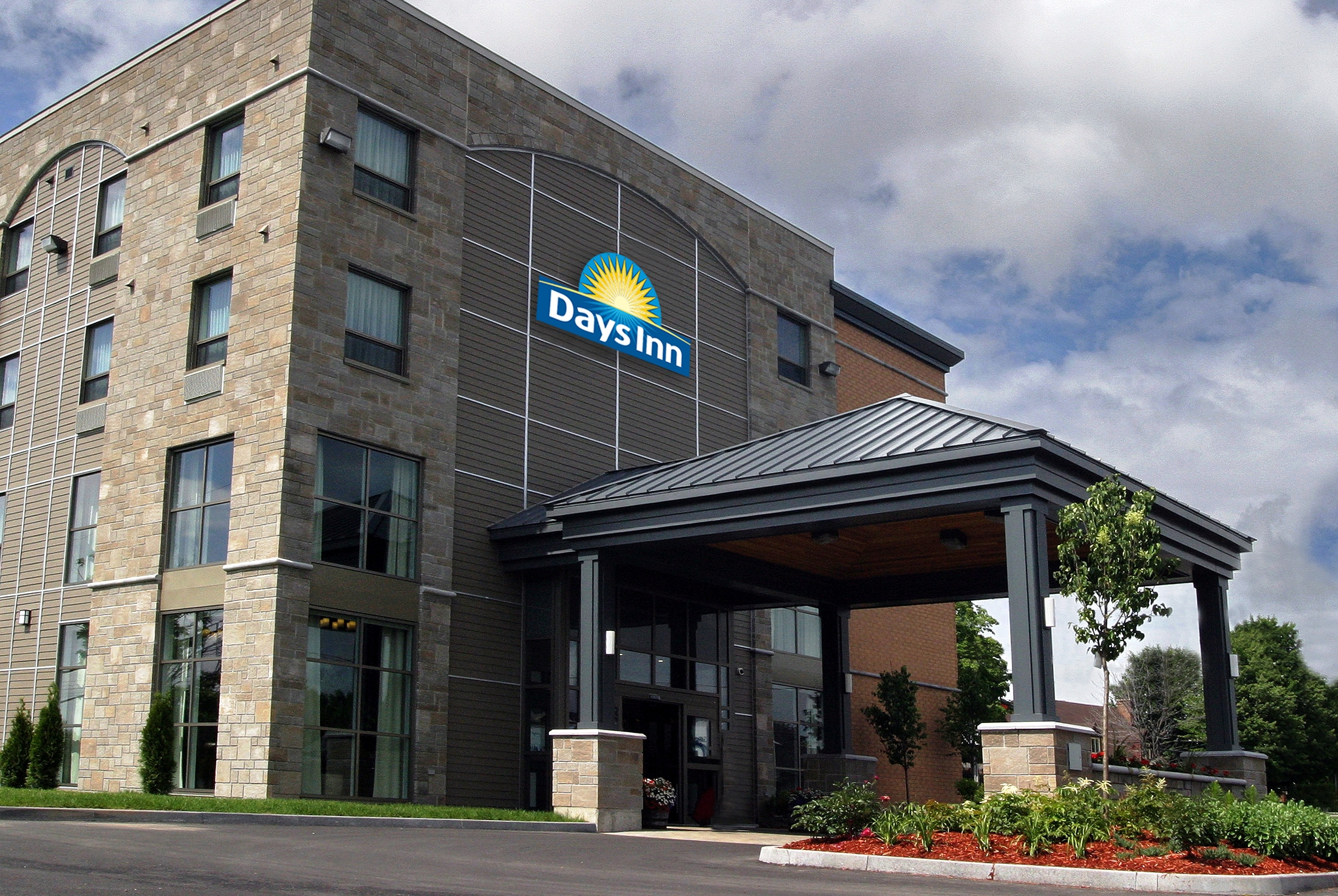 Days Inn By Wyndham Levis St Nicholas Qc Hotels