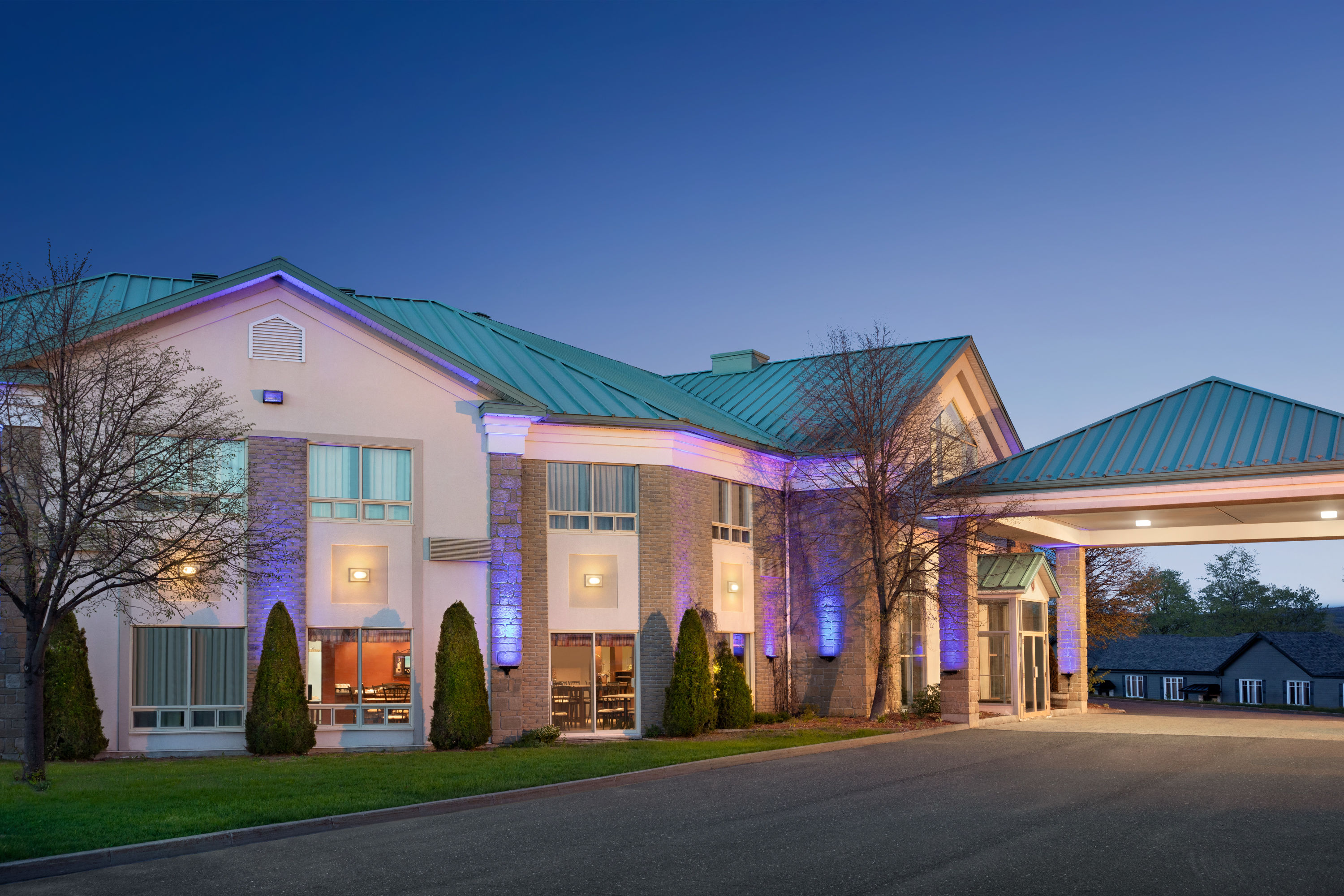 Days Inn By Wyndham Montmagny Montmagny Qc Hotels