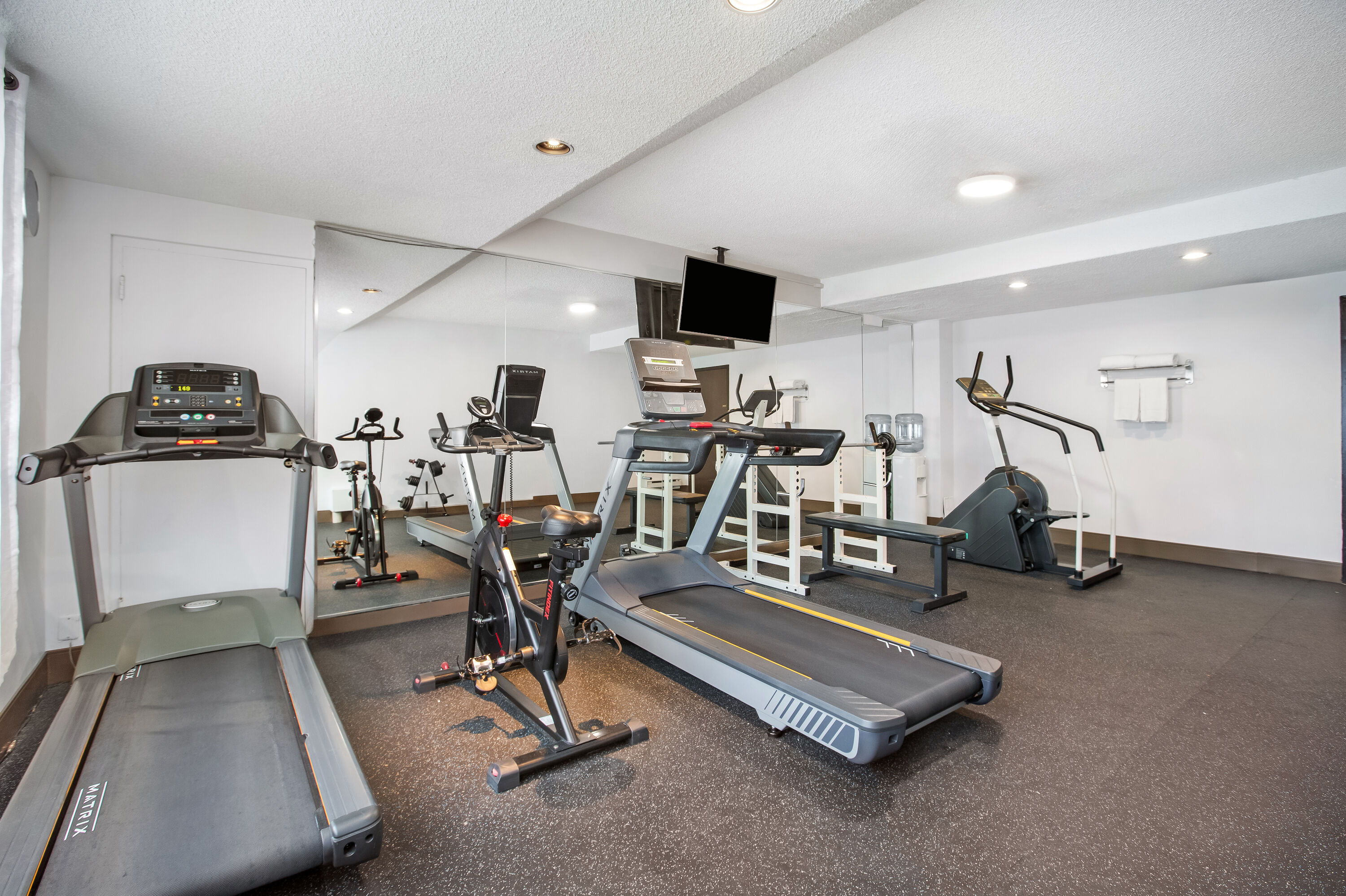 Fitness room at Days Inn by Wyndham Montreal Airport Conference Centre in Montreal, Quebec