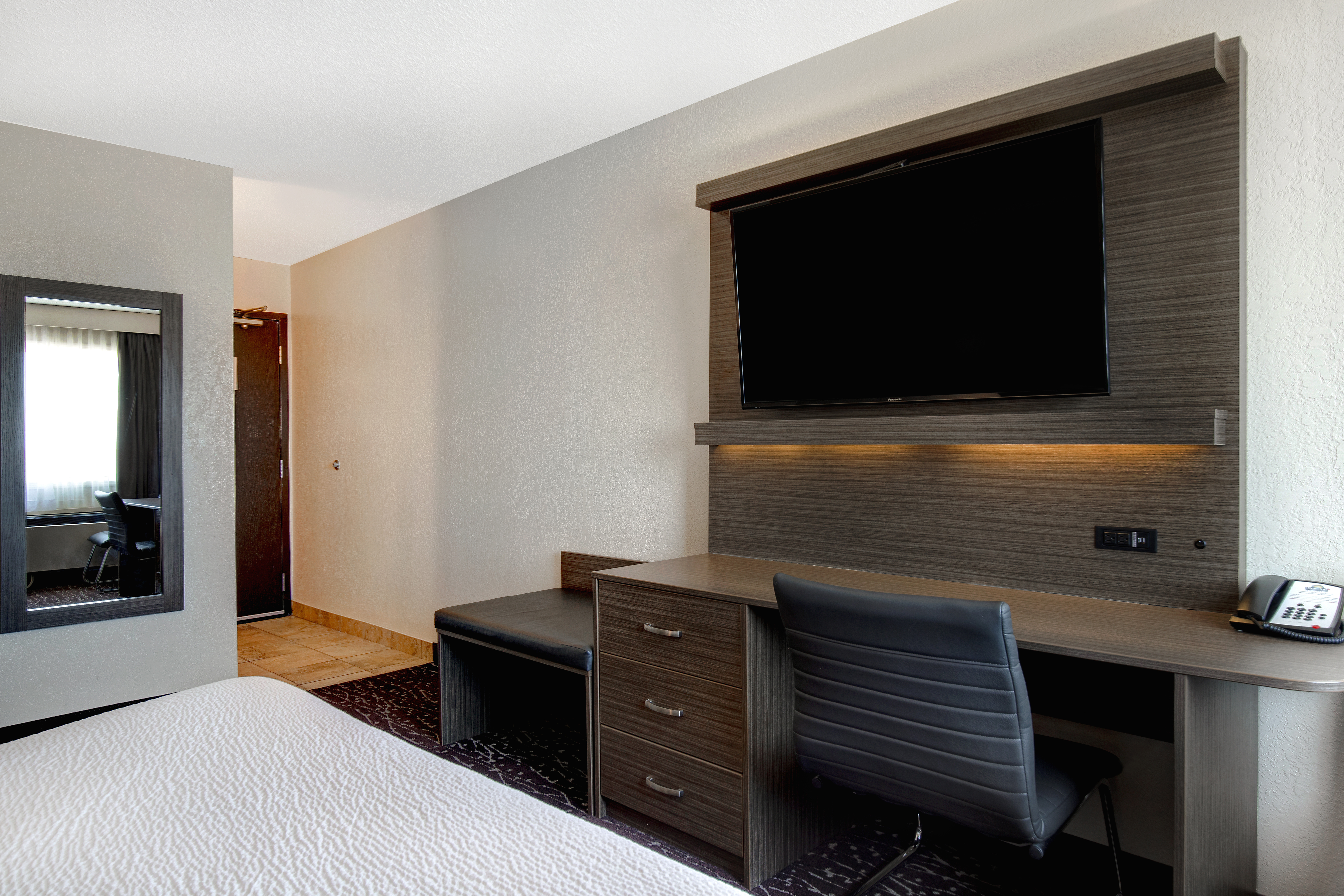 Guest room at the Days Inn & Conference Centre by Wyndham Prince Albert in Prince Albert, Saskatchewan