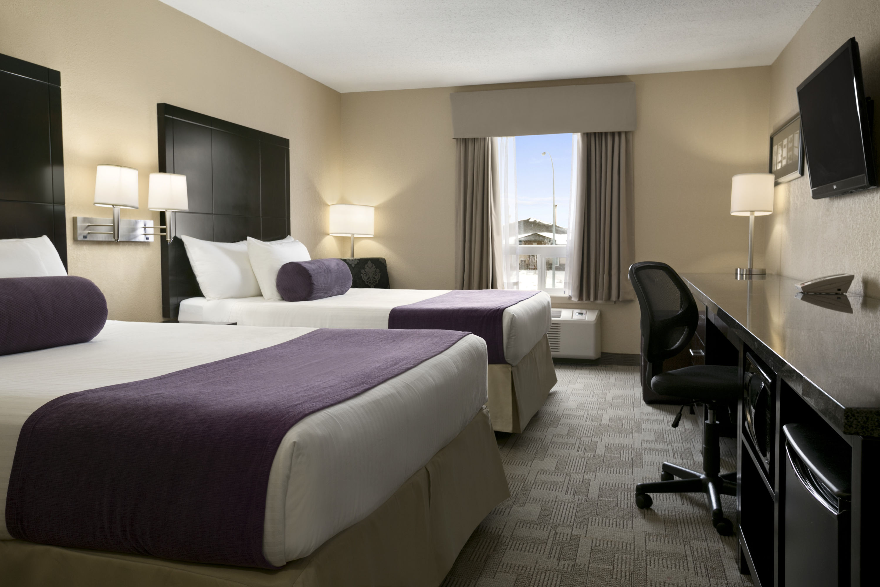 Days Inn by Wyndham Regina suite in Regina, Saskatchewan