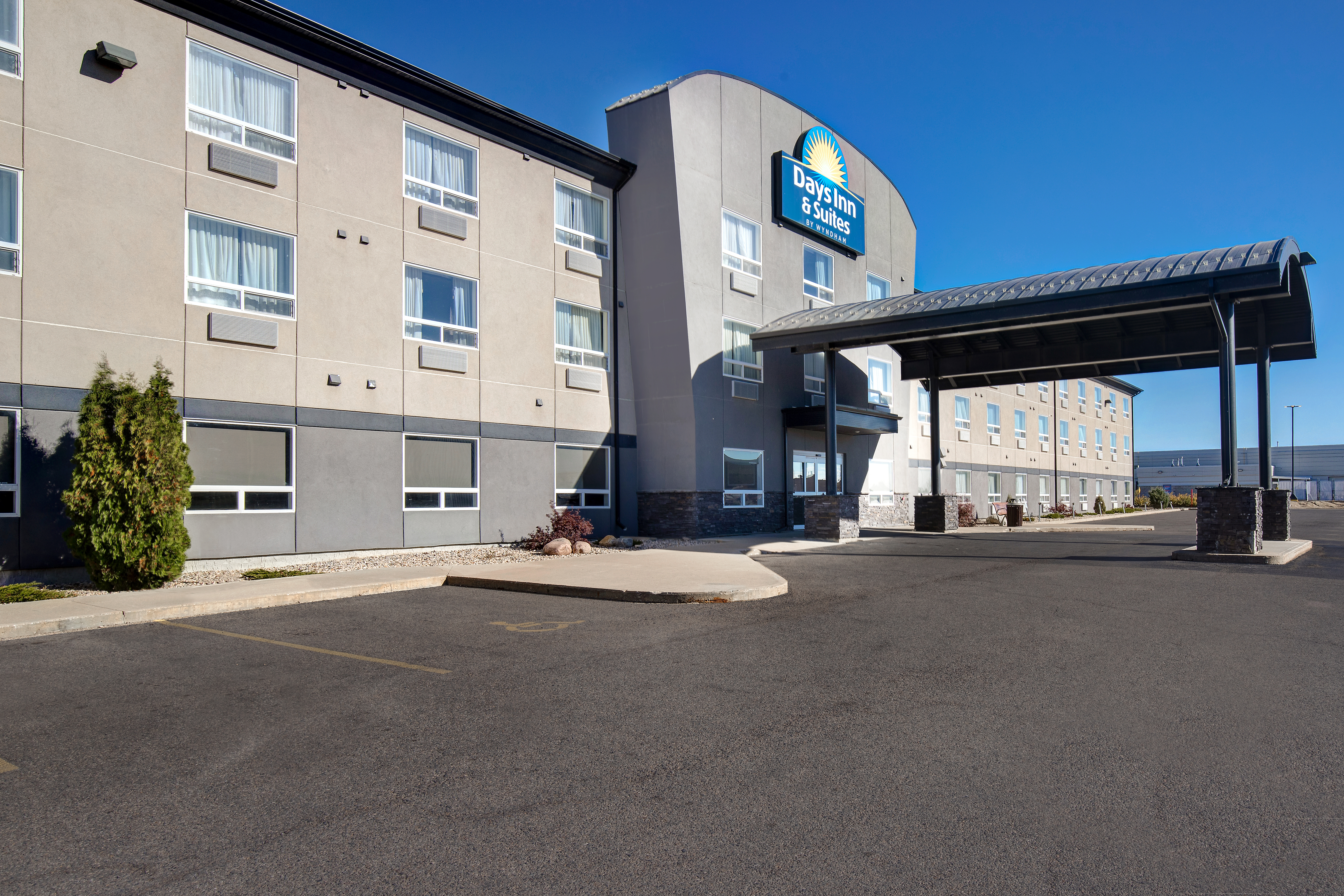 Days Inn & Suites by Wyndham Yorkton Yorkton, SK Hotels