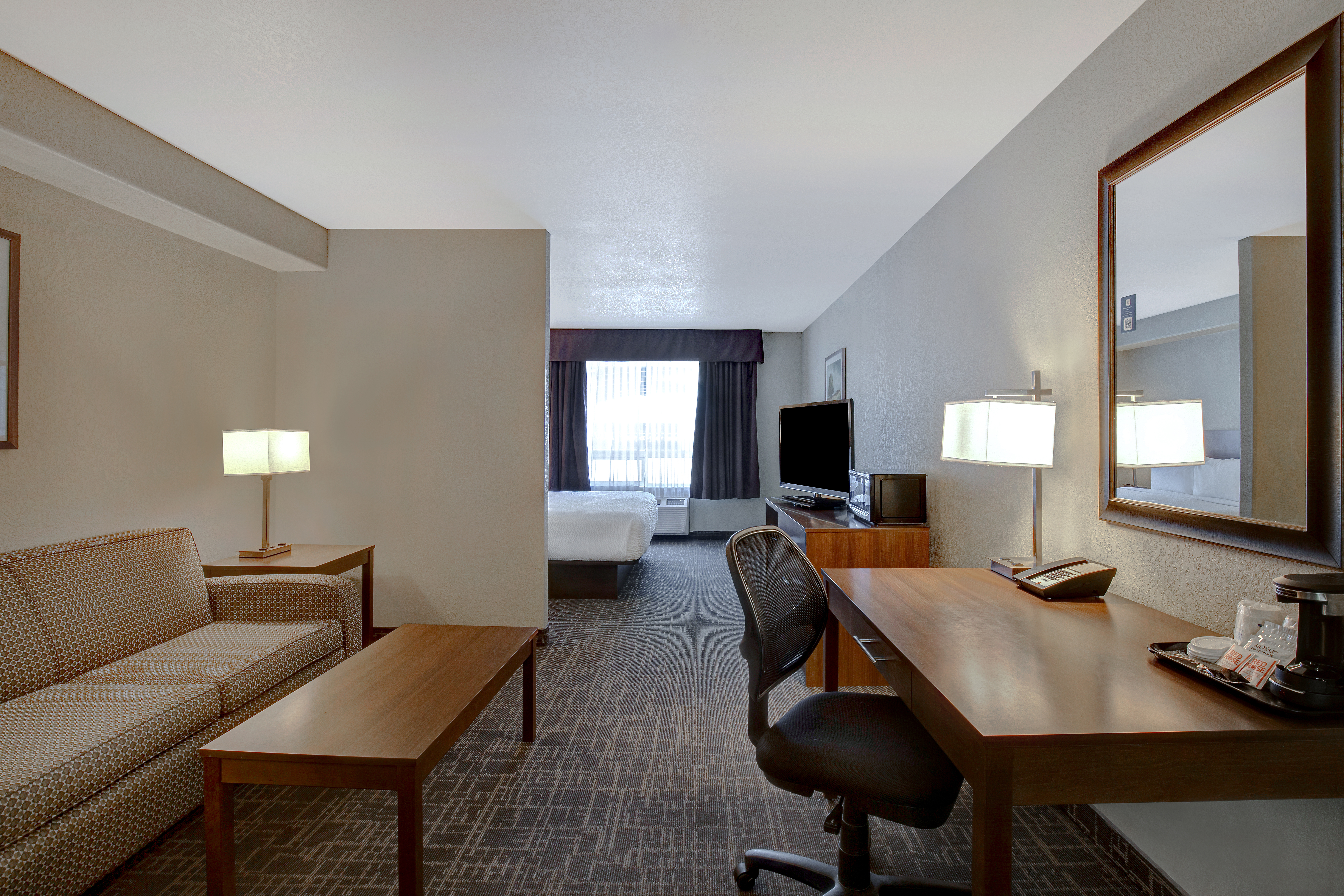 Days Inn & Suites by Wyndham Yorkton suite in Yorkton, Saskatchewan