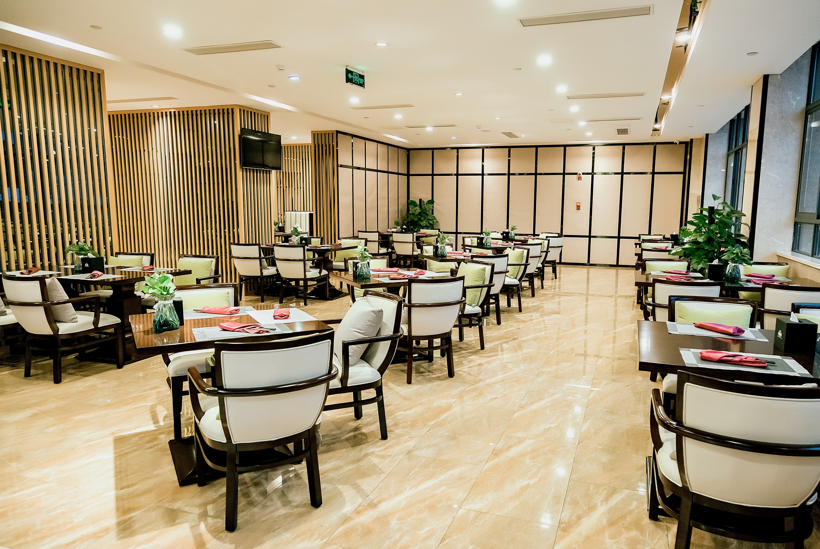 Days Inn by Wyndham Business Place Sichuan Bazhong restaurant in Bazhong, Other than US/Canada