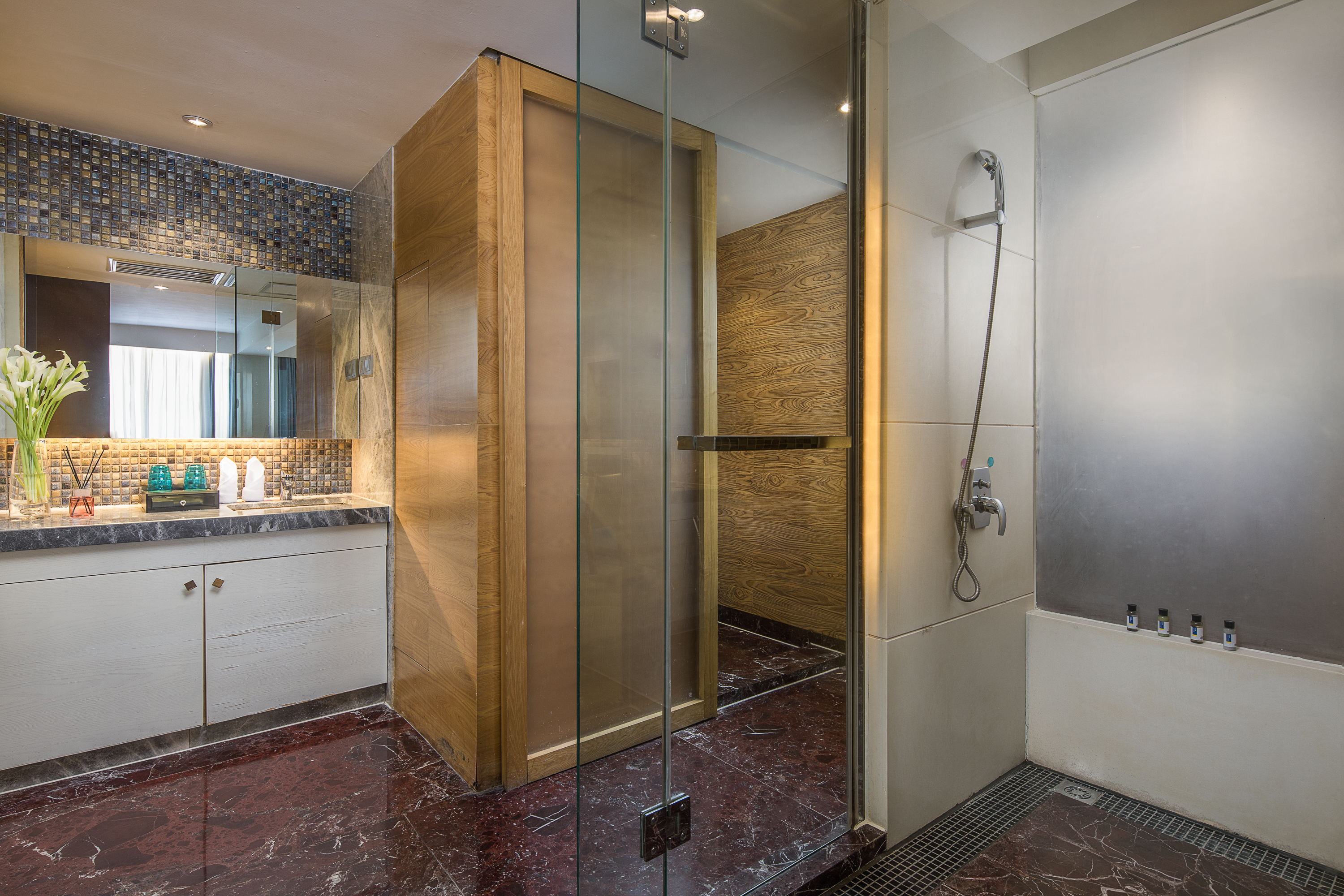 Guest room at the Days Hotel by Wyndham Changsha Downtown in Changsha, Other than US/Canada