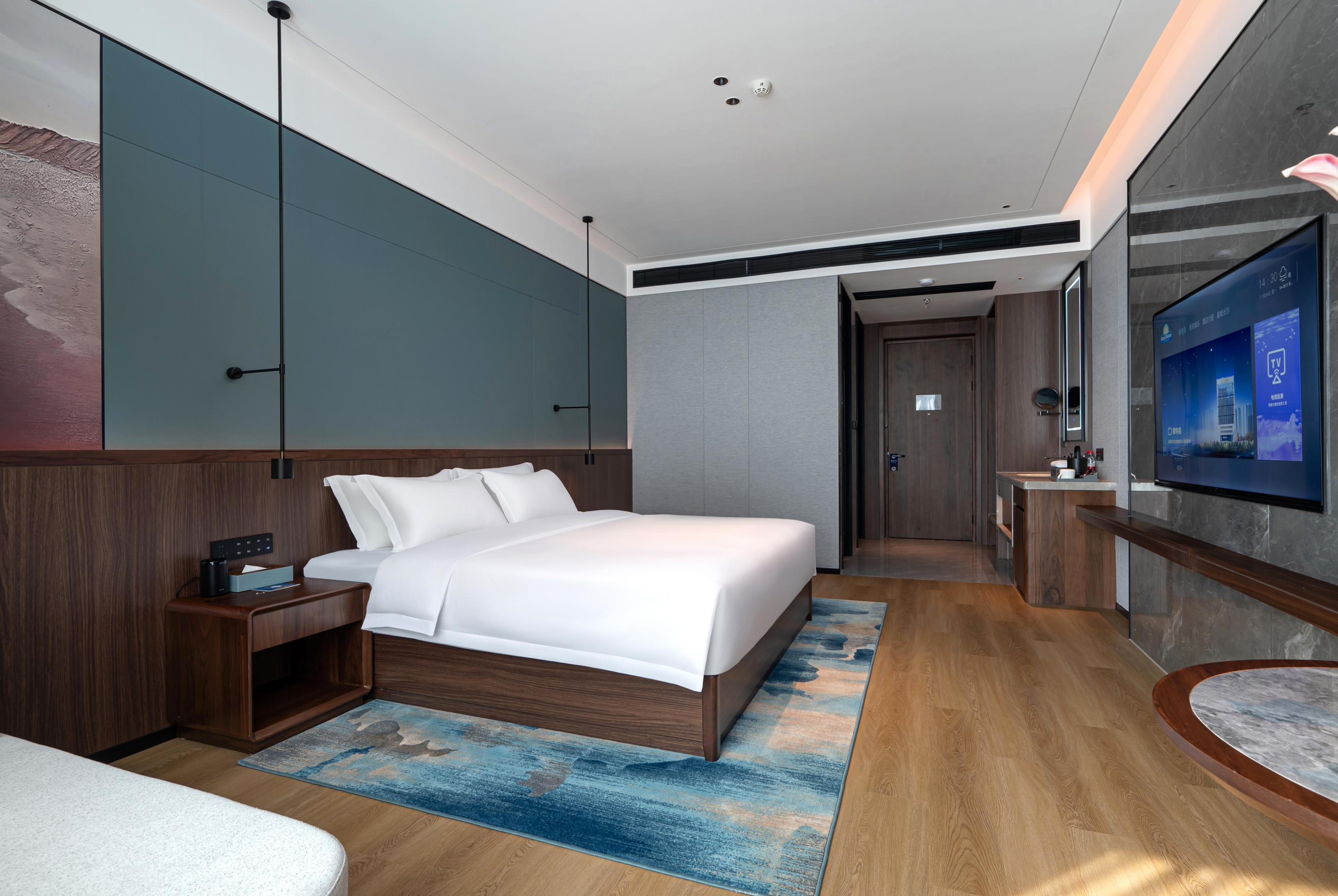 Guest room at the Days Hotel by Wyndham Changsha East in Changsha, Other than US/Canada