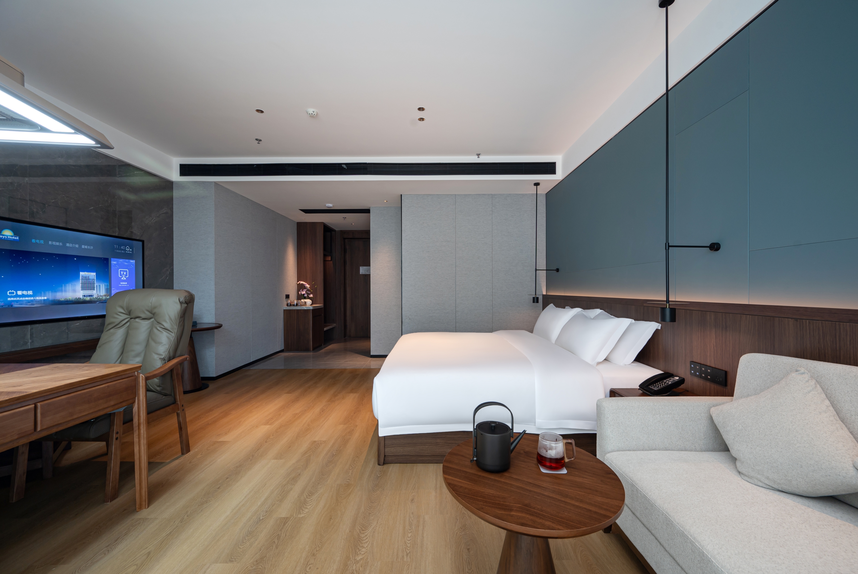 Guest room at the Days Hotel by Wyndham Changsha East in Changsha, Other than US/Canada