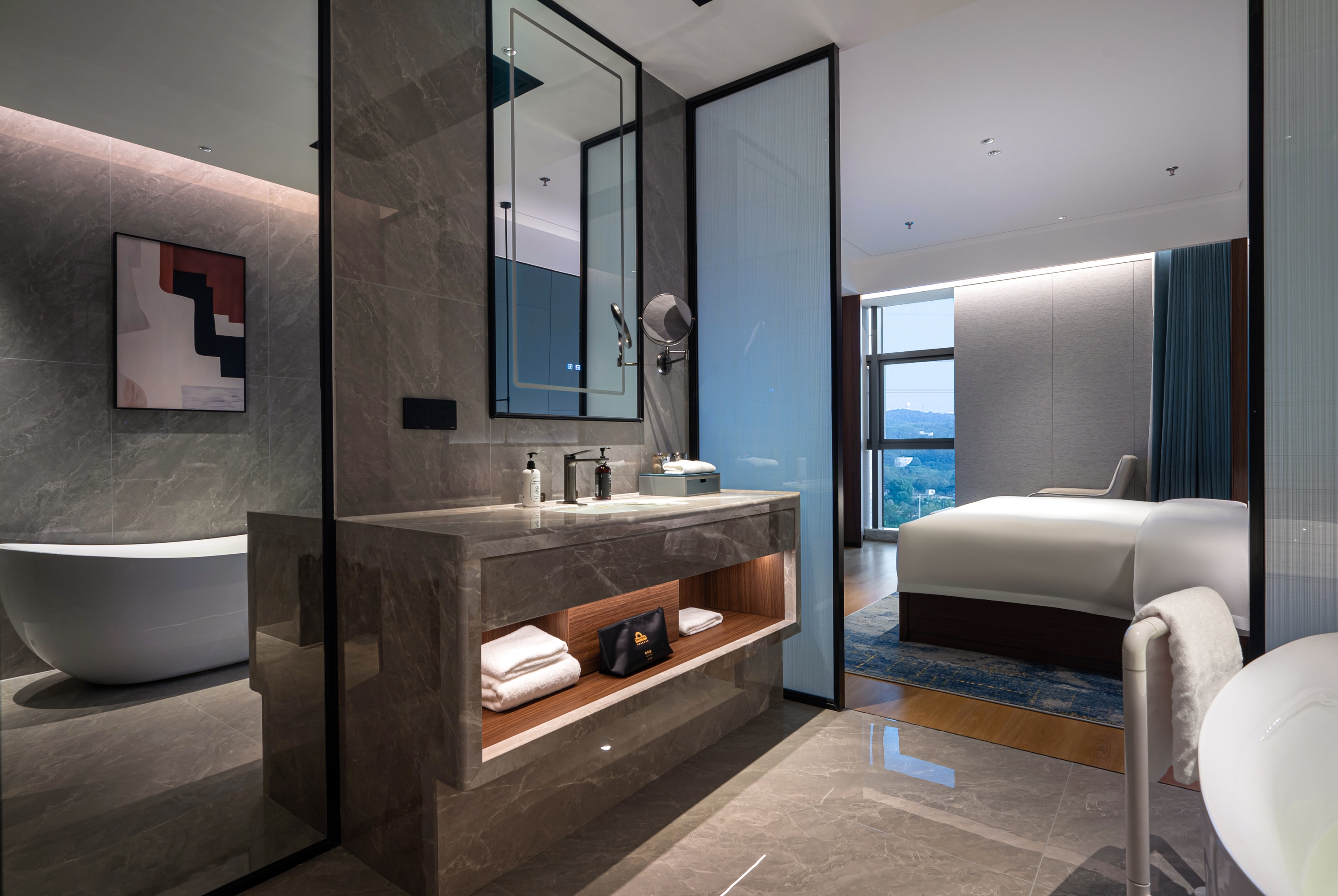 Days Hotel by Wyndham Changsha East suite in Changsha, Other than US/Canada