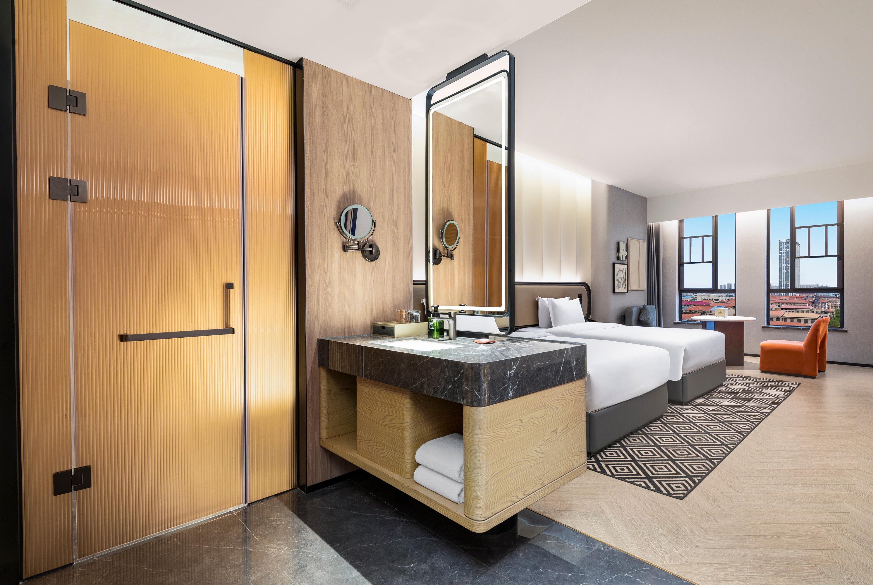 Guest room at the Days Hotel by Wyndham Changsha Xingsha in Changsha, Other than US/Canada