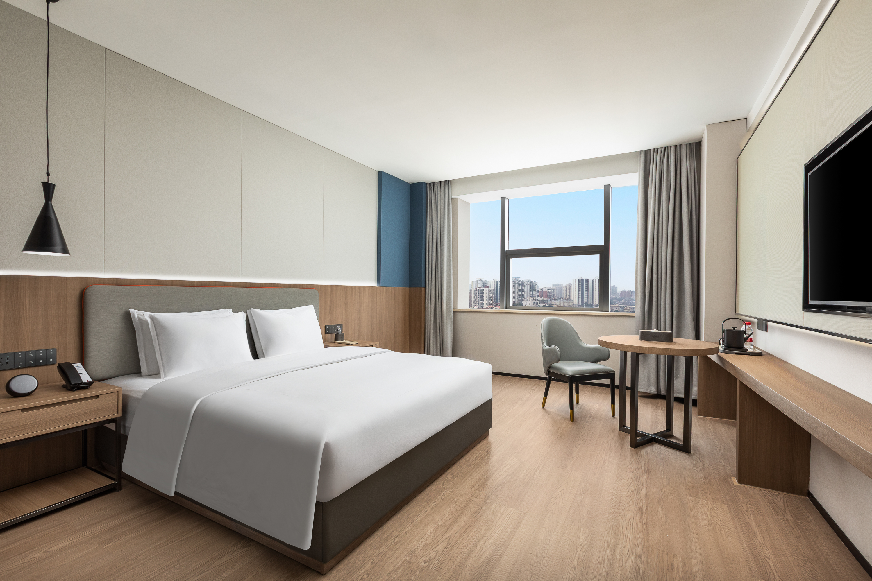 Guest room at the Days Inn by Wyndham Changsha Yuhua in Changsha, Other than US/Canada
