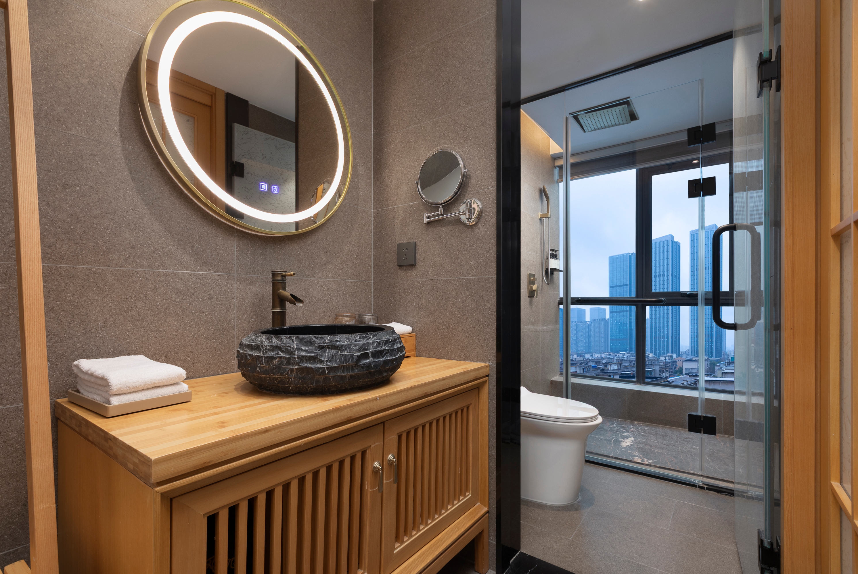 Guest room bath at the Days Inn by Wyndham Changsha Kaifu in Changsha, Other than US/Canada