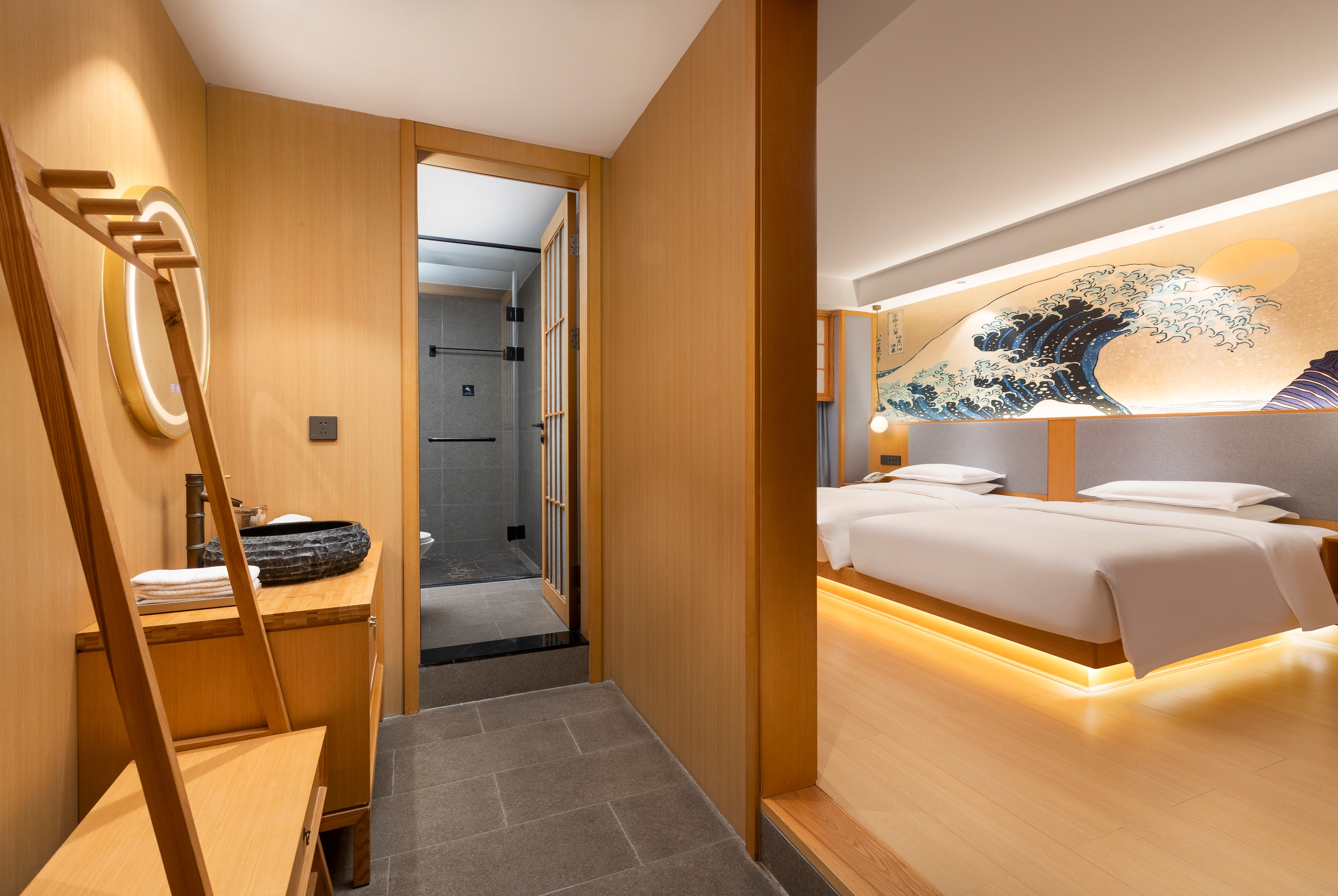 Guest room at the Days Inn by Wyndham Changsha Kaifu in Changsha, Other than US/Canada
