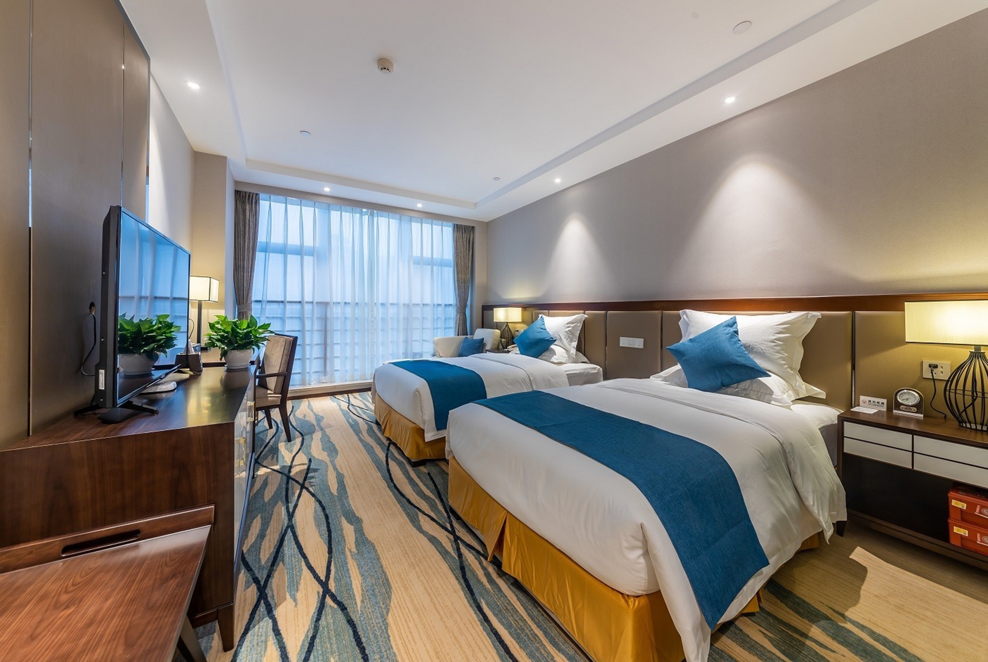 Guest room at the Days Hotel By Wyndham Chongqing Keyuan in Chongqing, Other than US/Canada