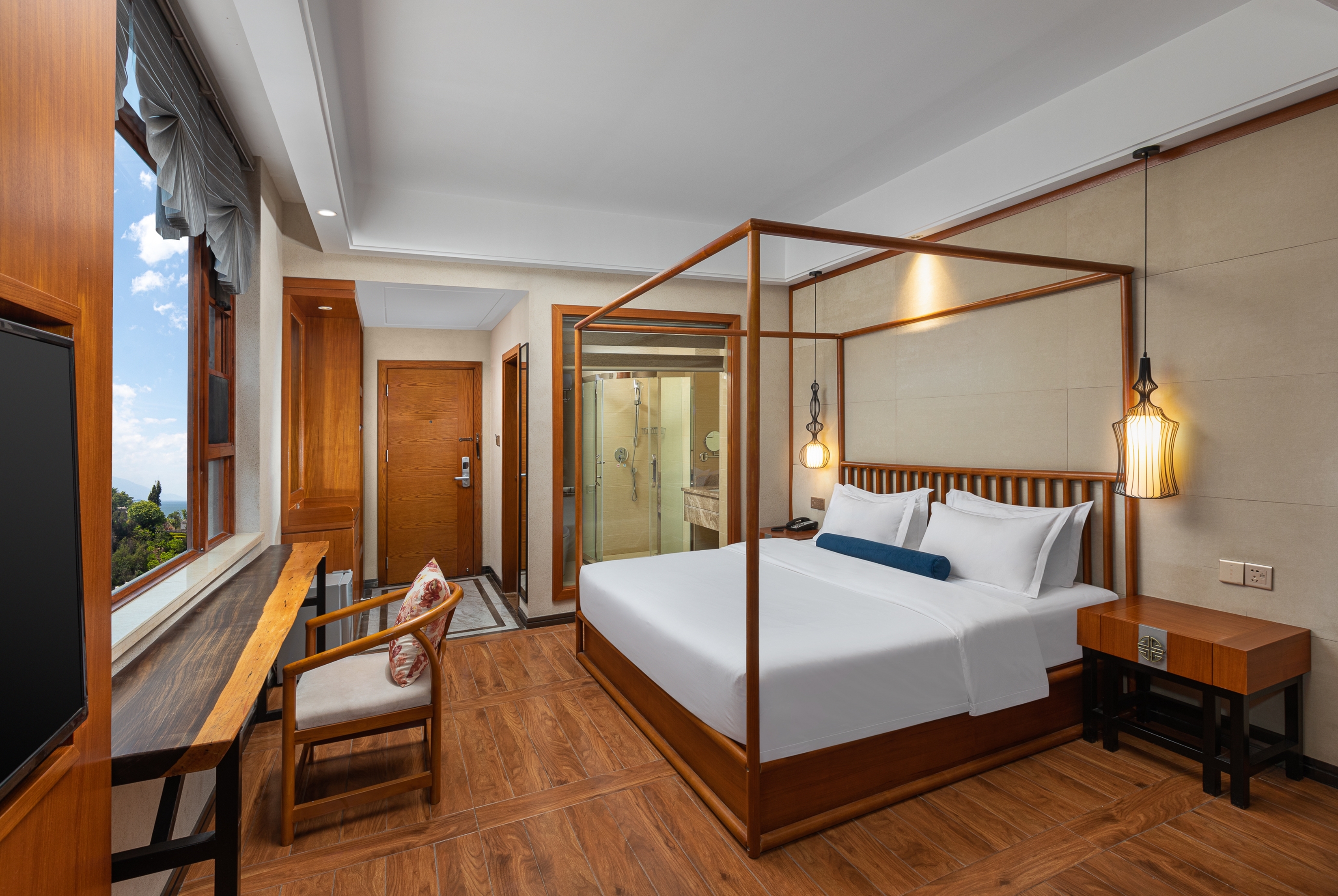 Guest room at the Days Inn by Wyndham Dali Erhai Park in Dali, Other than US/Canada