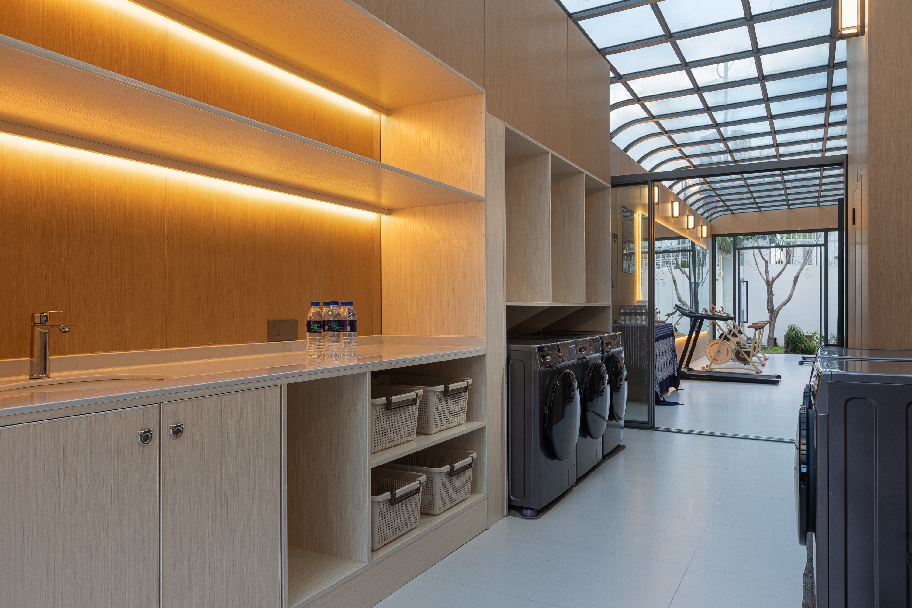 Laundry facilities at Days Inn by Wyndham Dali Ancient City in Dali, Other than US/Canada