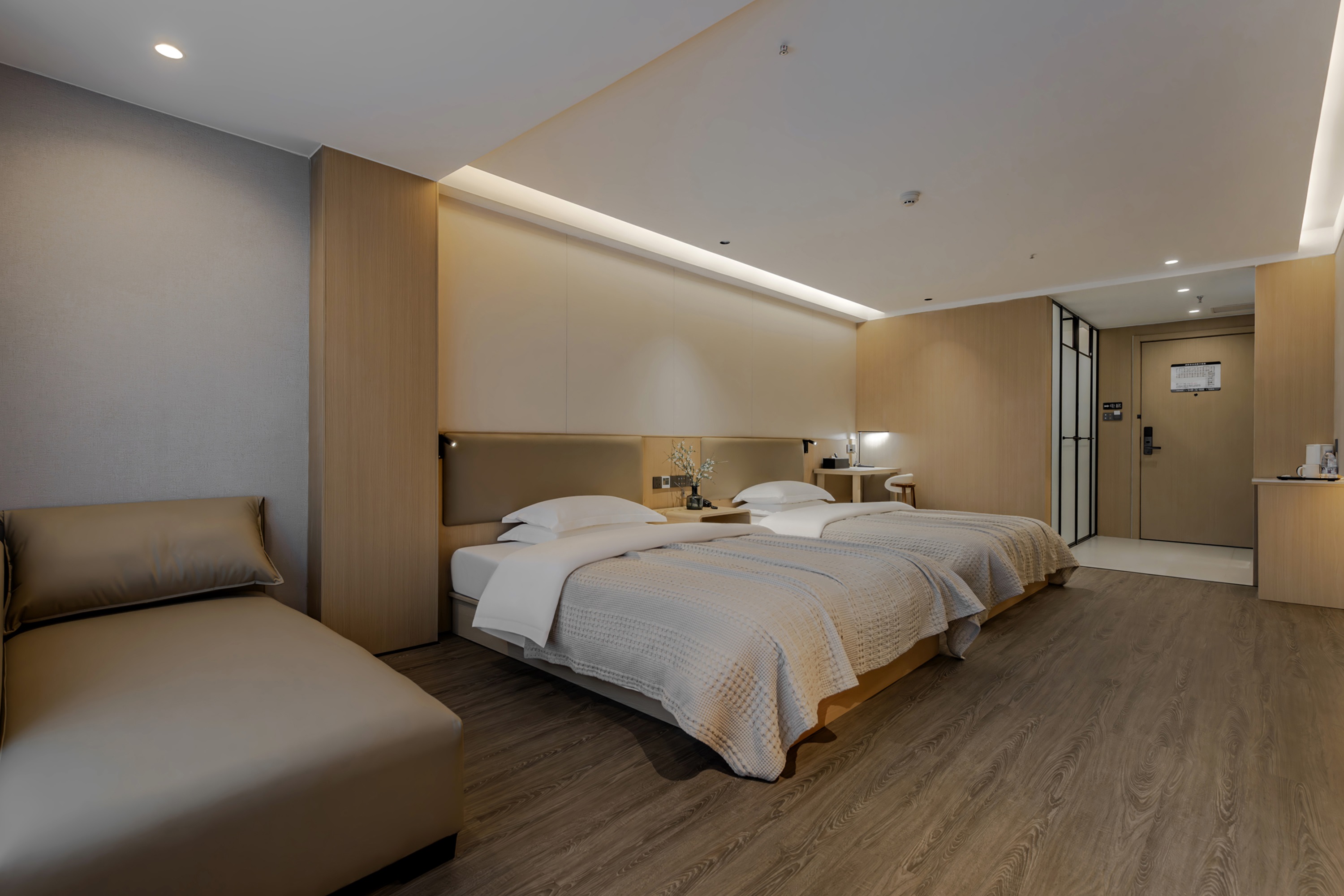 Guest room at the Days Inn by Wyndham Dali Ancient City in Dali, Other than US/Canada