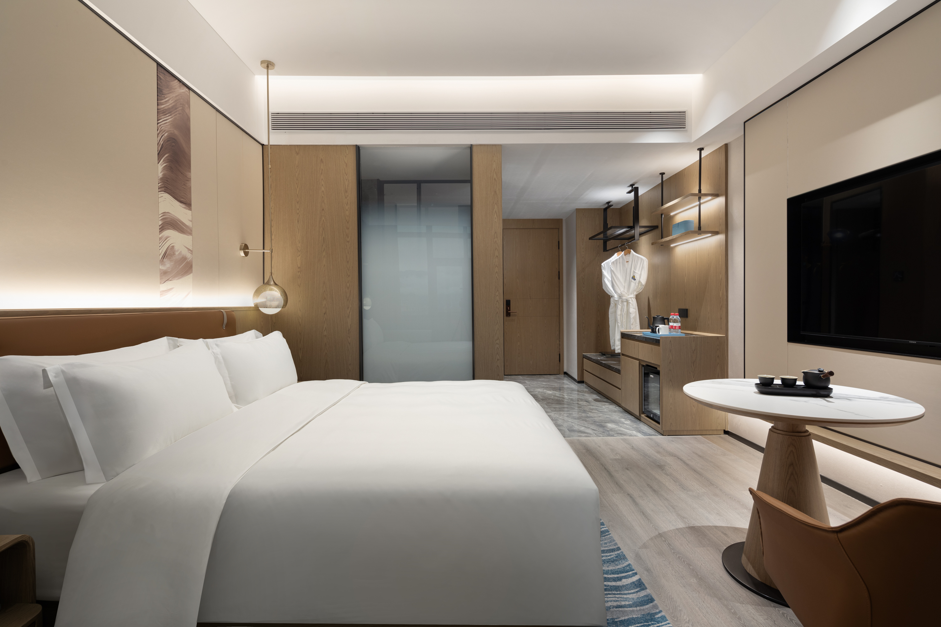 Guest room at the Days Hotel by Wyndham Enshi Girls Town in Enshi, Other than US/Canada