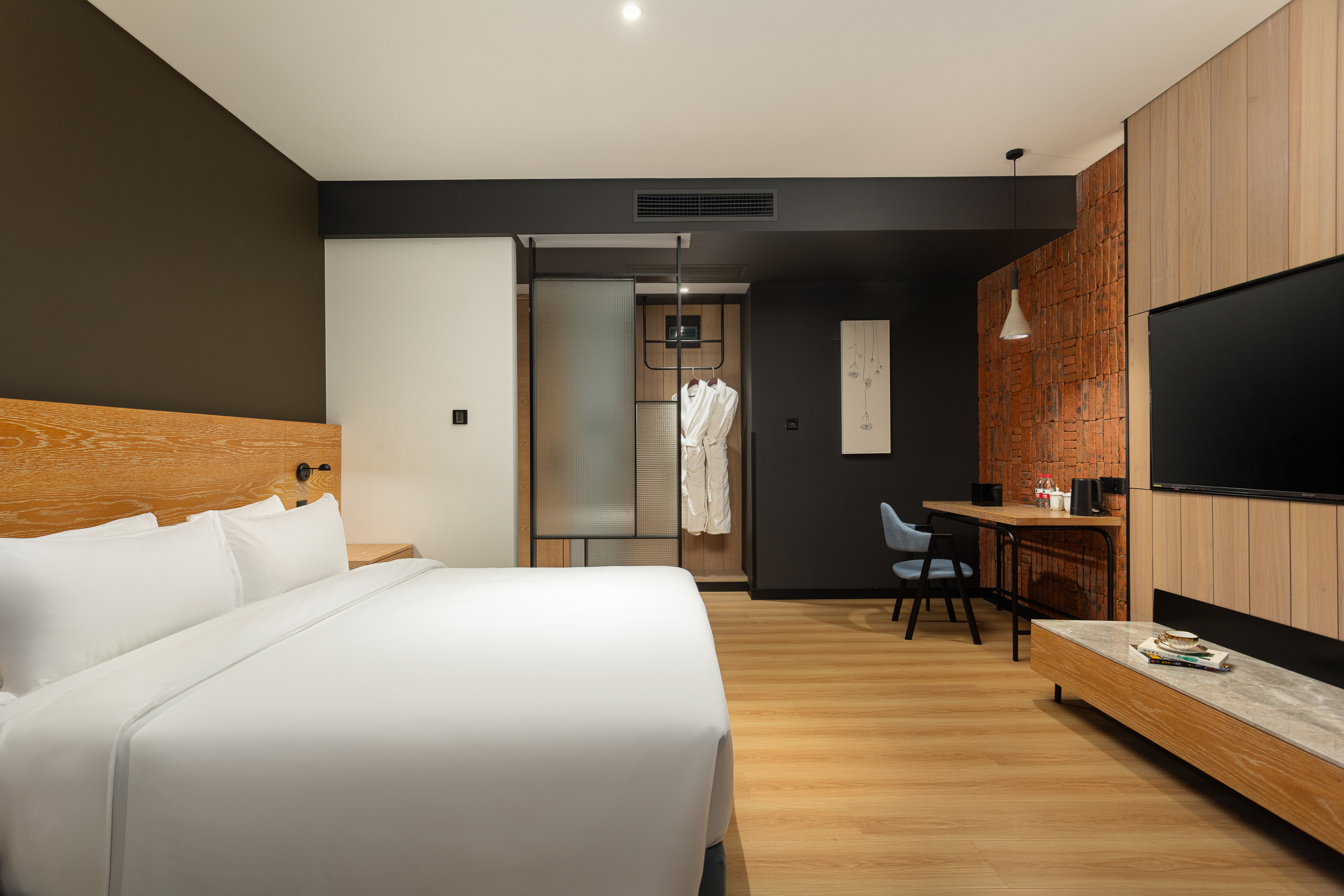 Guest room at the Days Inn by Wyndham Harbin Qunli in Harbin, Other than US/Canada