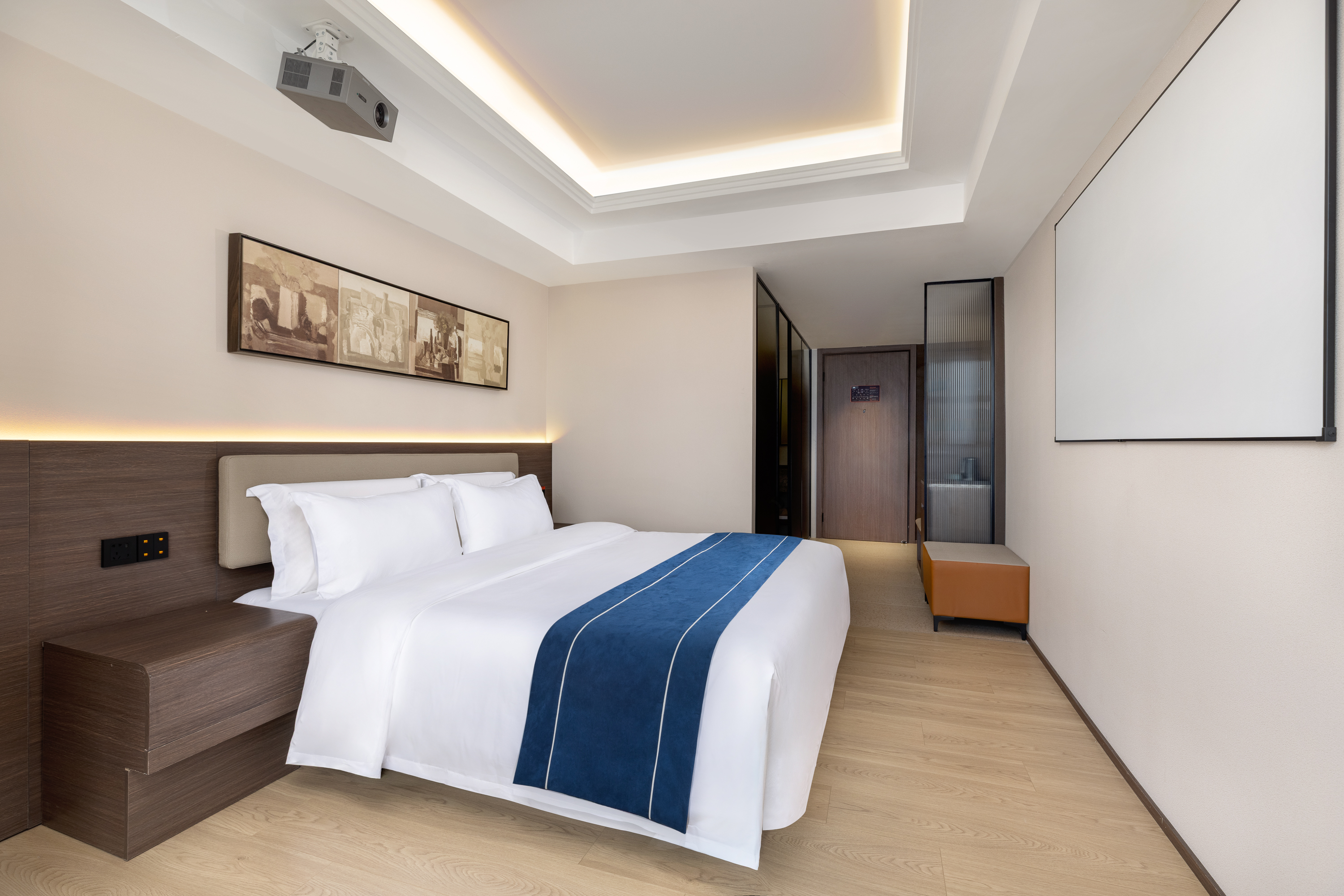 Guest room at the Days Inn by Wyndham Huaian Xuyi in Huaian, Other than US/Canada