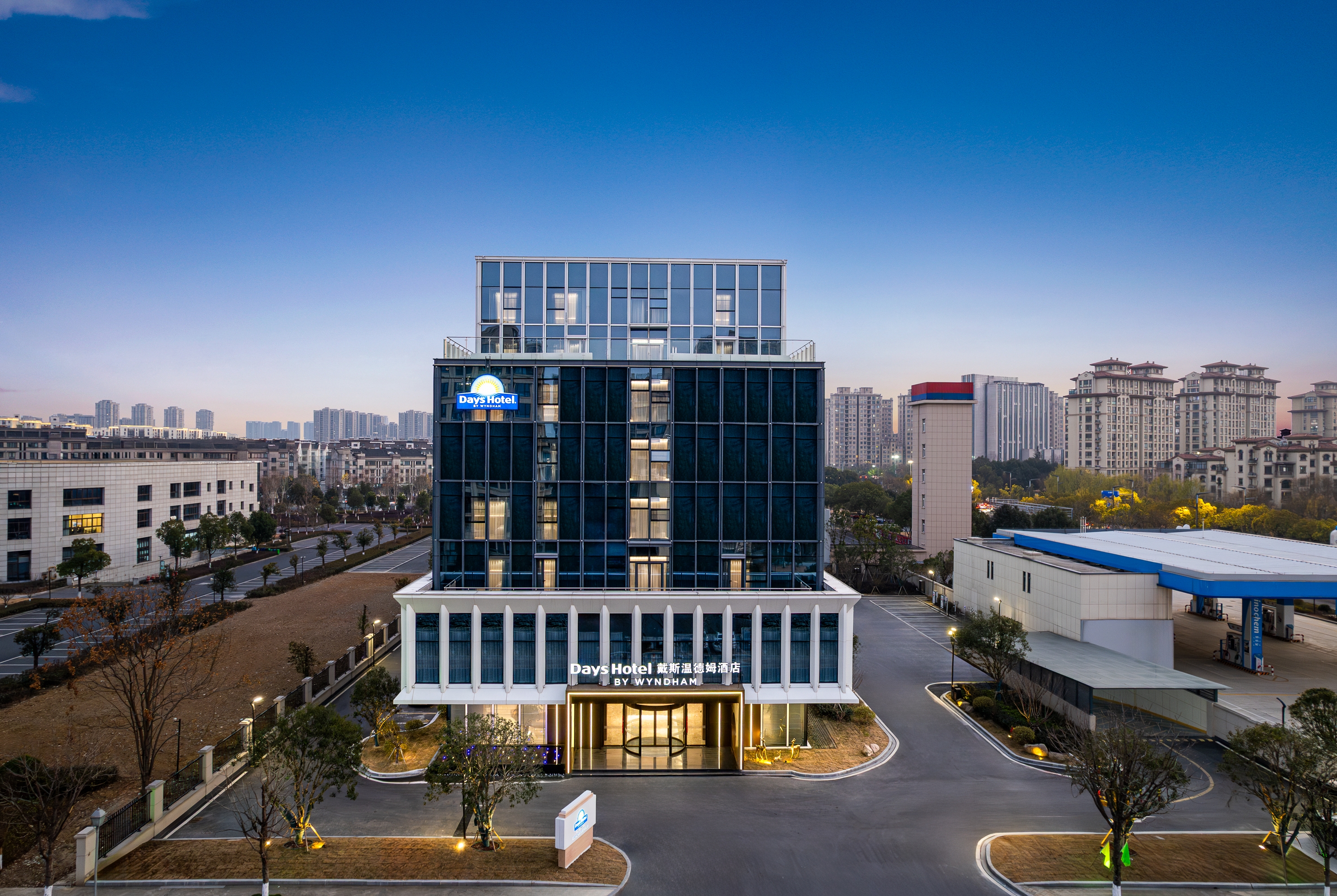 Exterior Night Image of Days Hotel by Wyndham Huzhou Anji hotel in Huzhou, Other than US/Canada