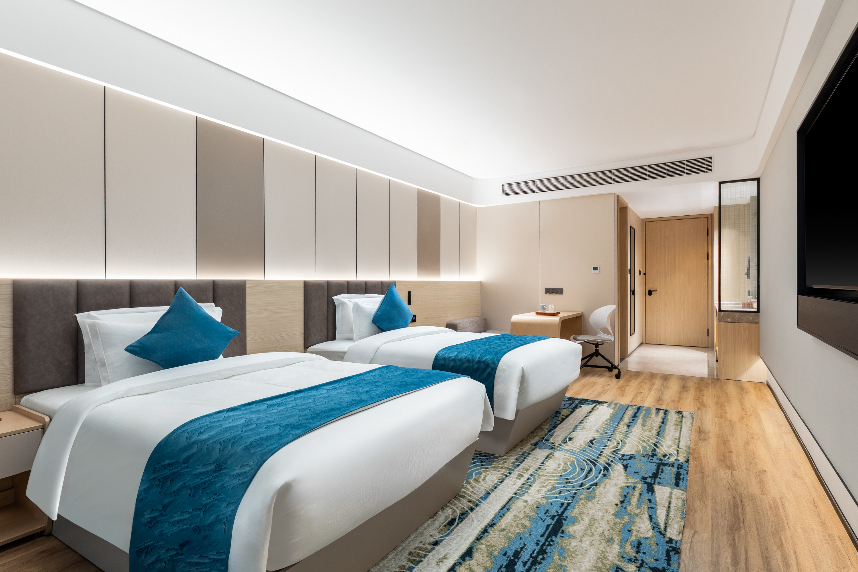 Guest room at the Days Hotel by Wyndham Huzhou Anji in Huzhou, Other than US/Canada