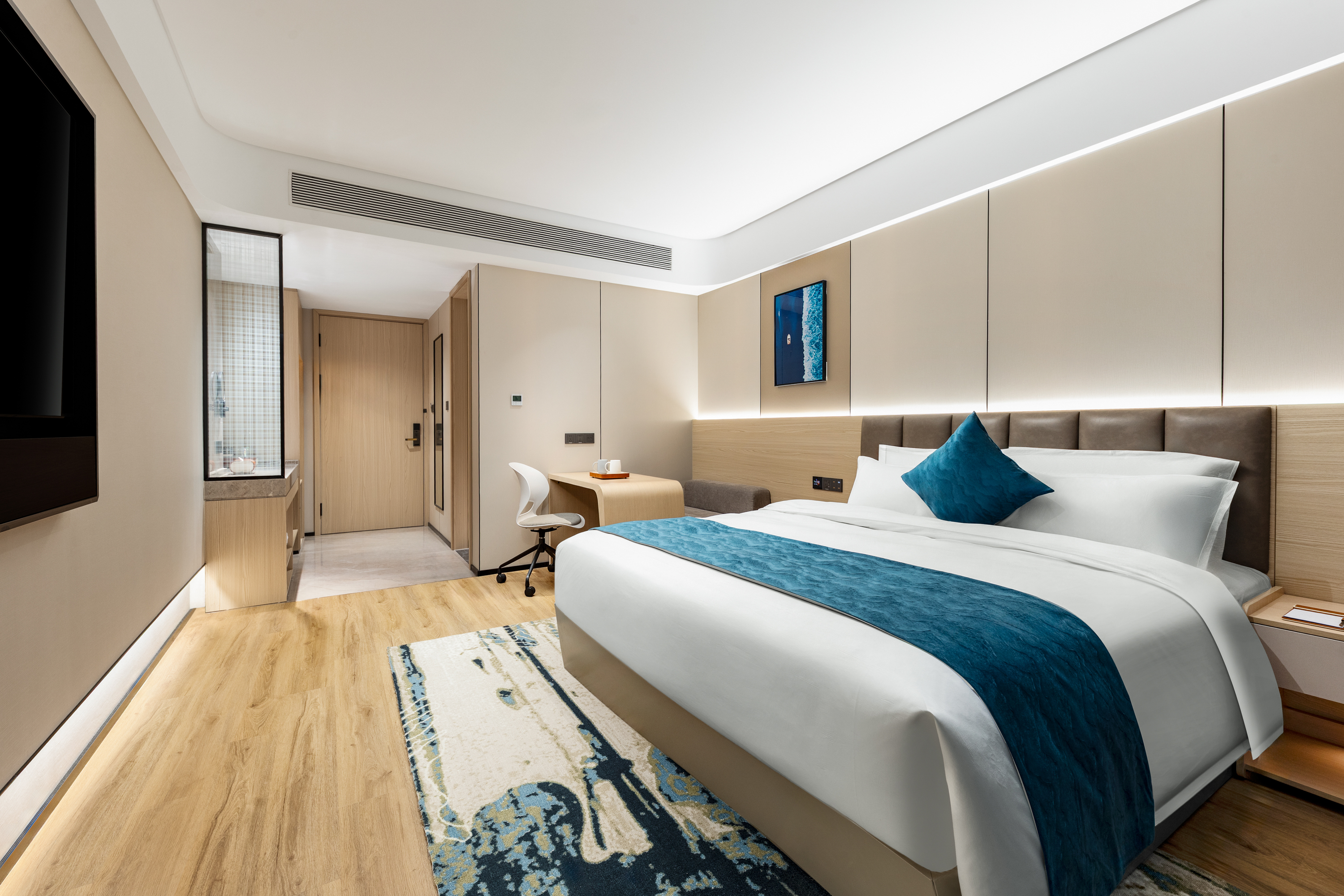 Guest room at the Days Hotel by Wyndham Huzhou Anji in Huzhou, Other than US/Canada
