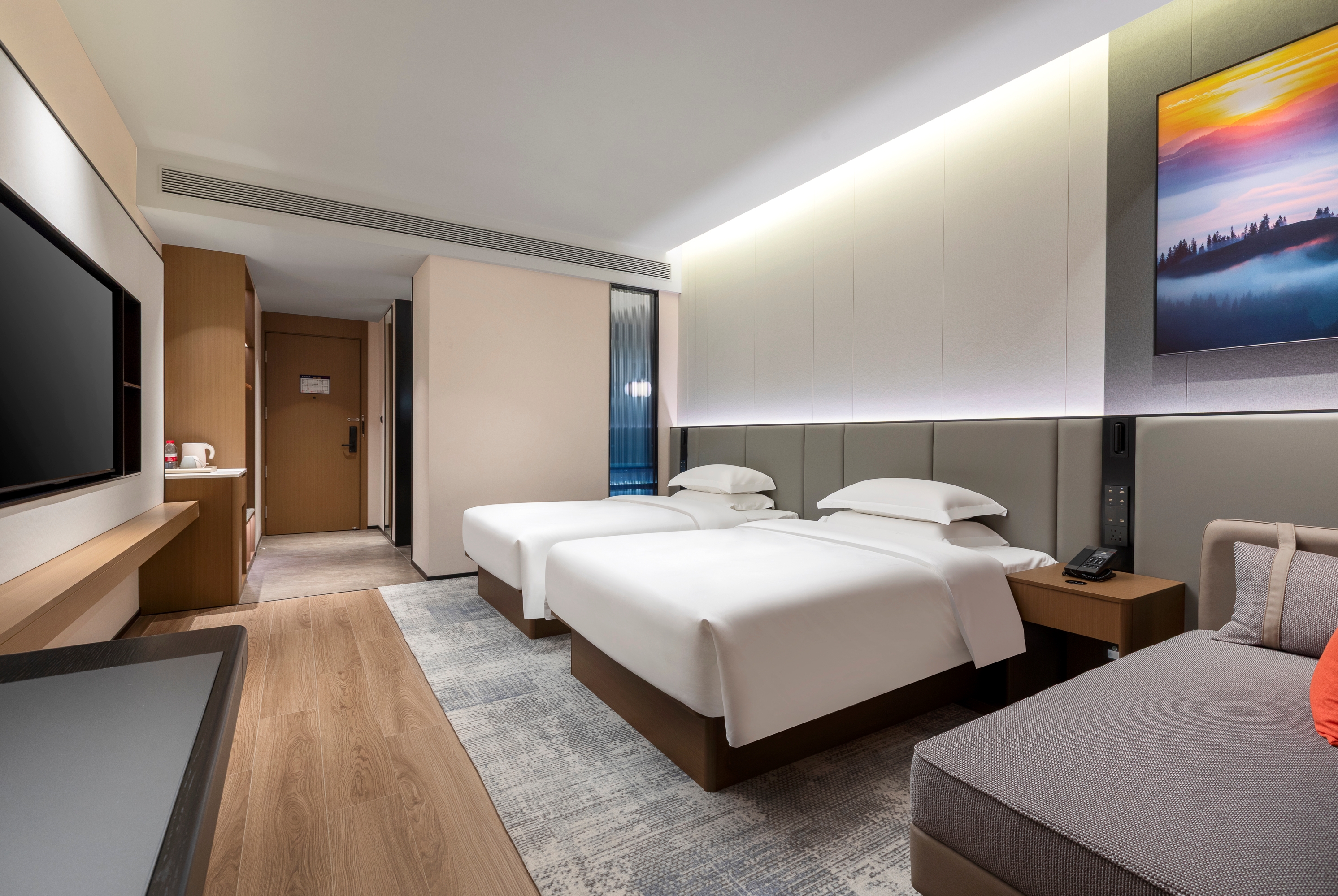 Guest room at the Days Hotel by Wyndham Kunming Yiliang in Kunming, Other than US/Canada