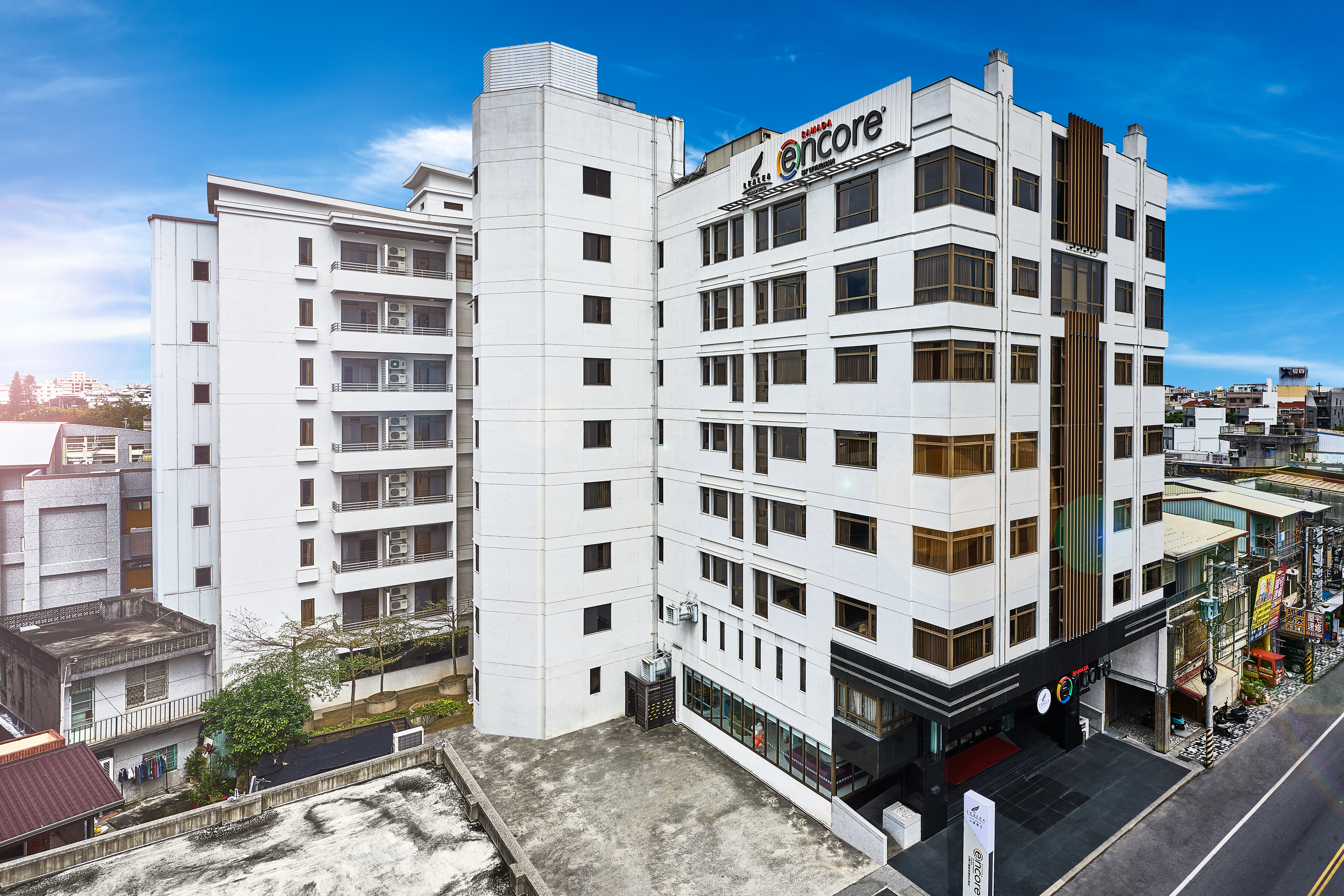 Exterior of Days Inn by Wyndham Lanzhou hotel in Lanzhou, Other than US/Canada