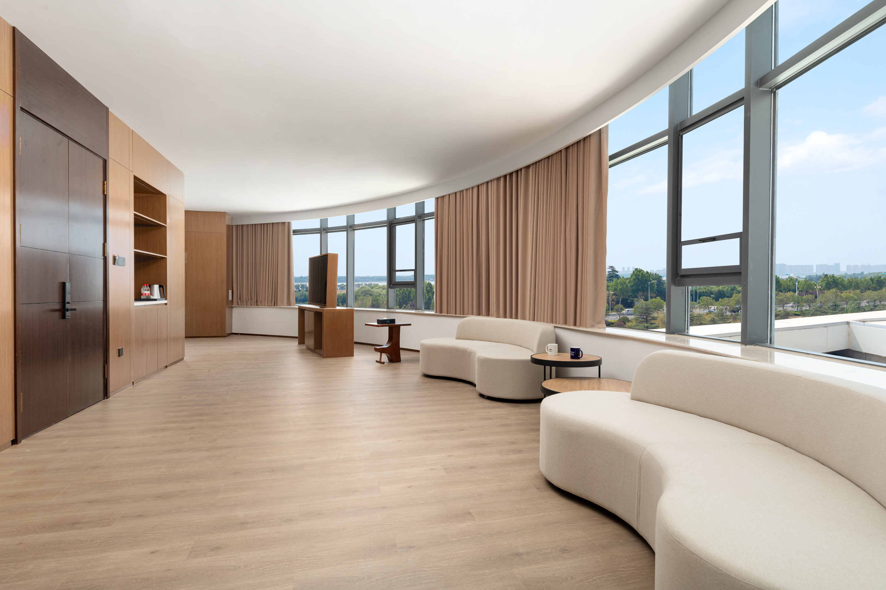 Days Inn by Wyndham Linyi Yihe New Area suite in Linyi, Other than US/Canada